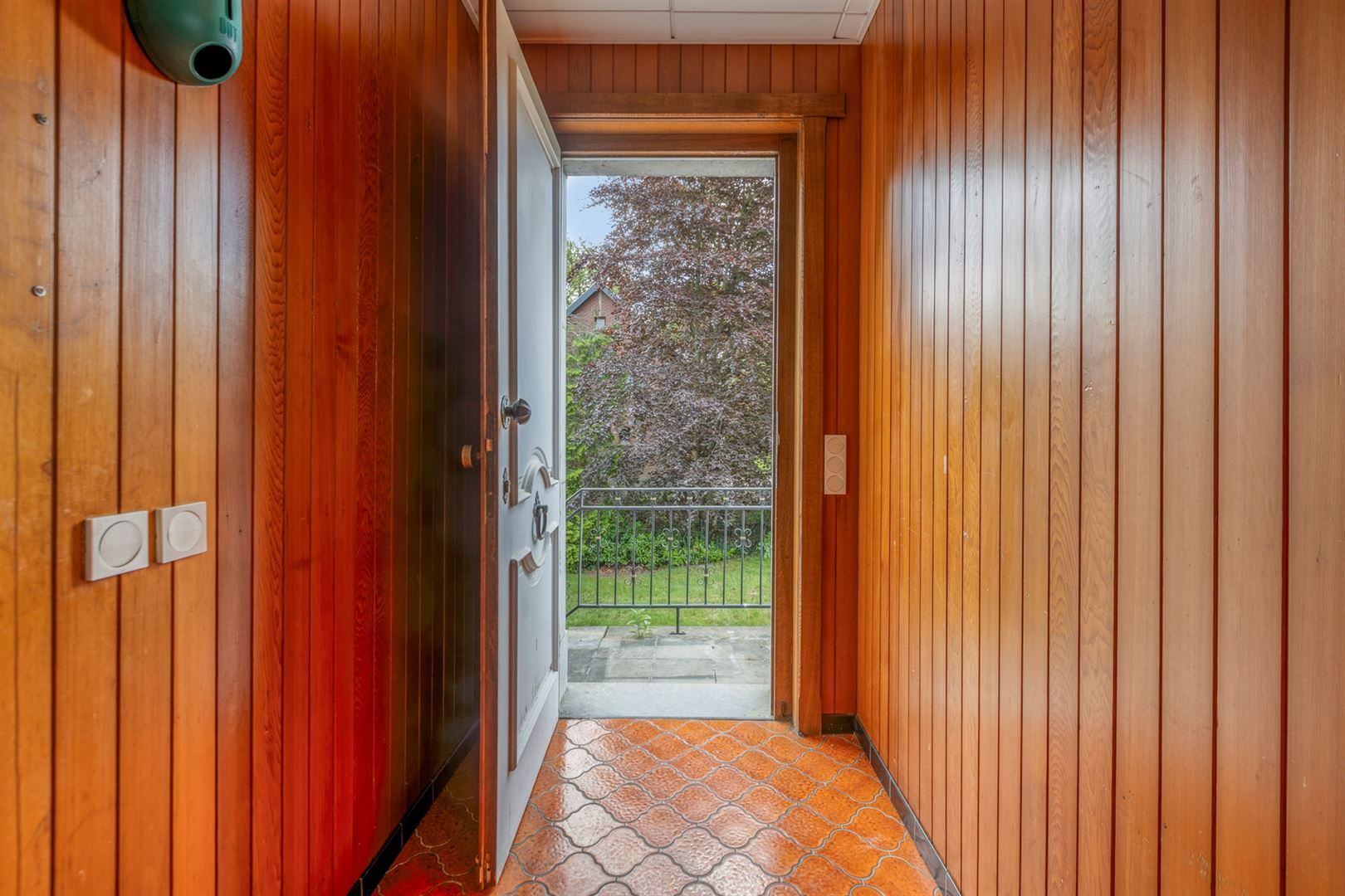 Ruime villa met 5 slaapkamers vlakbij Park Molenvijvers in Genk foto 9