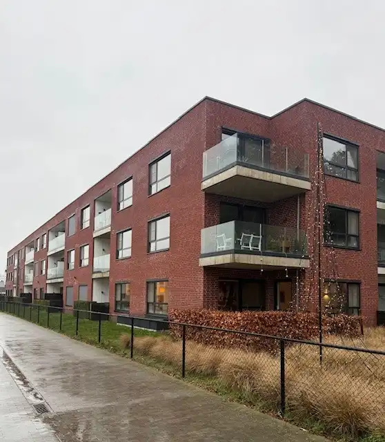 Comfortabel en zorgeloos wonen in het centrum van Meeuwen foto 3