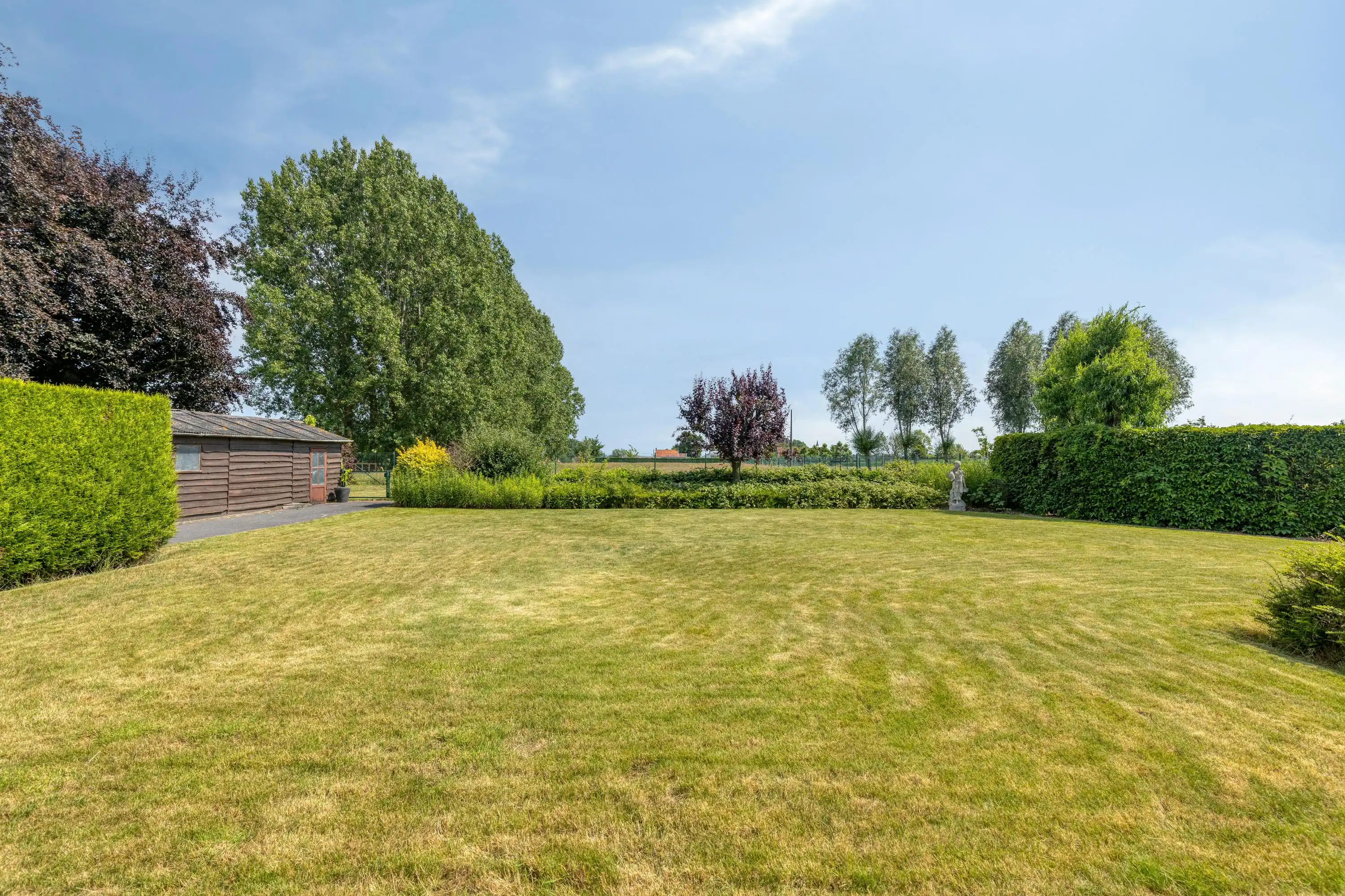 Idyllisch gelegen landelijke woning op perceel van 3.828 m² foto 21