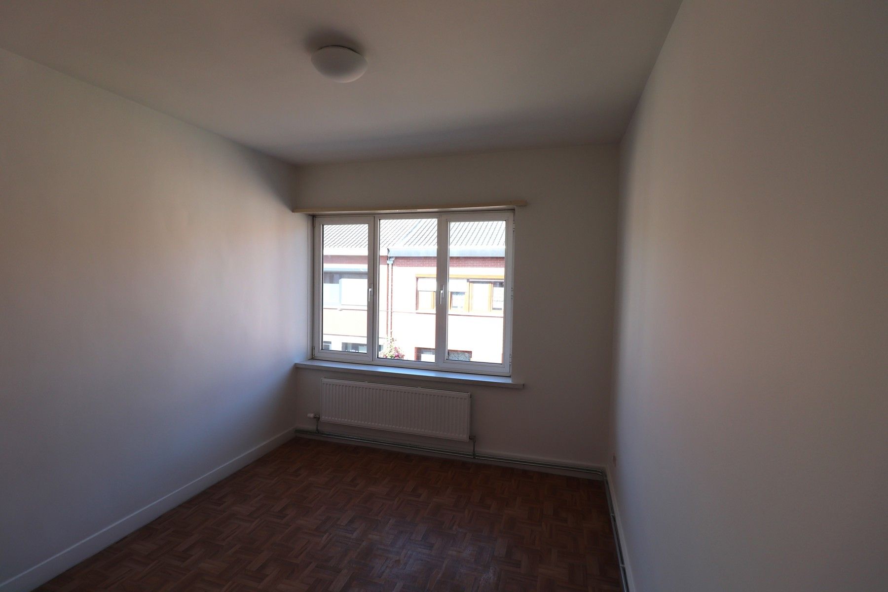 Stadswoning met 3 slaapkamers en tuin. foto 11