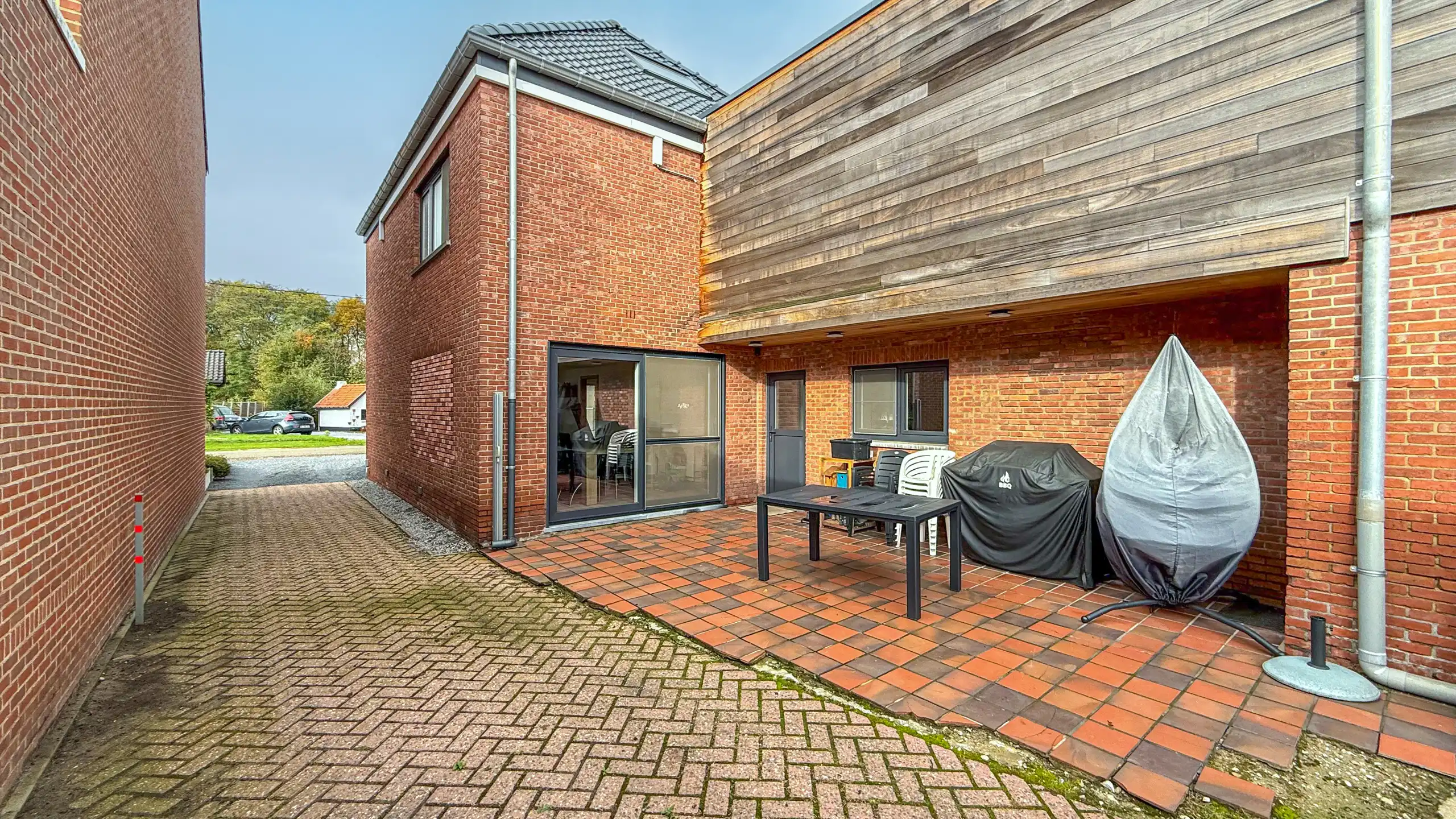 Gerenoveerde woning met veel ruimte en 6 slaapkamers! foto 38