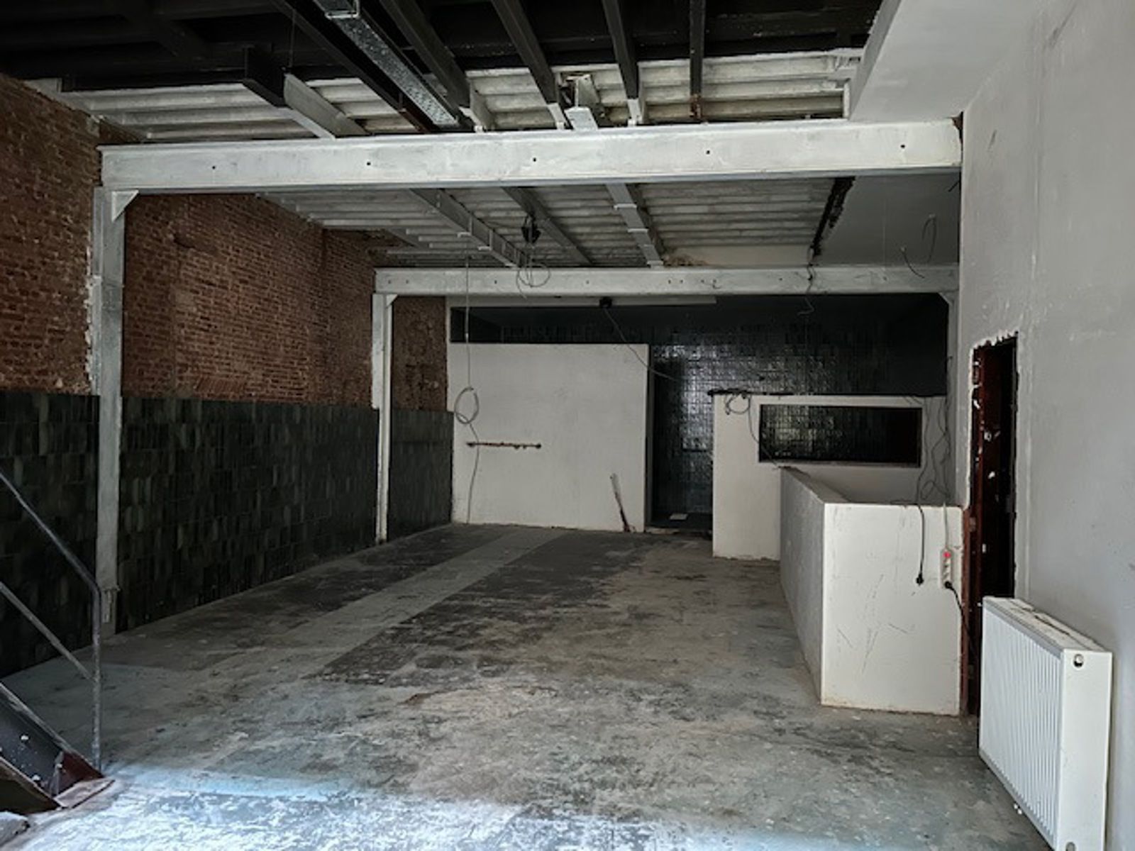 Uniek horecapand met charme te huur foto 6