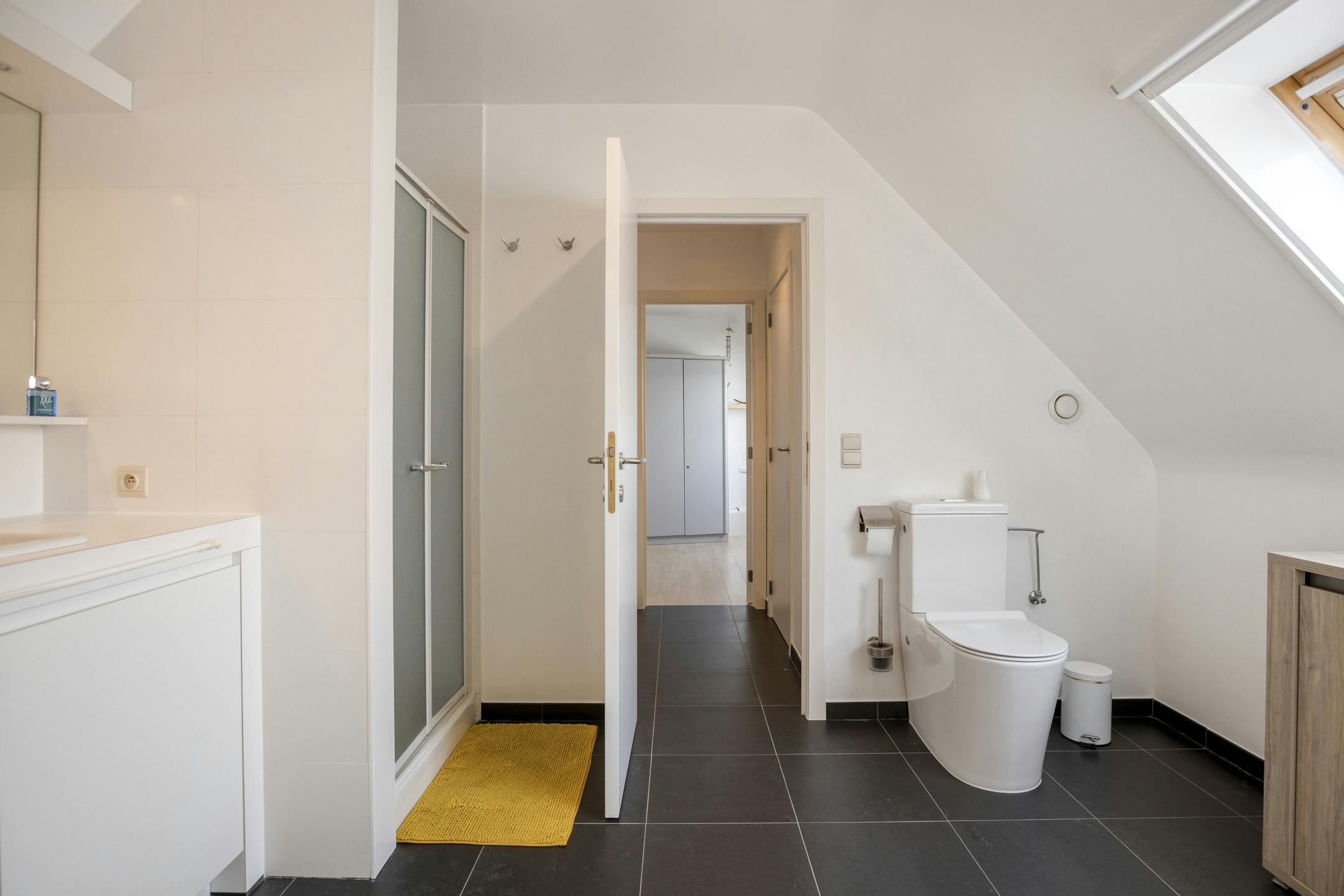 Een uniek duplex-penthouse te koop in het hart van Poperinge foto 21