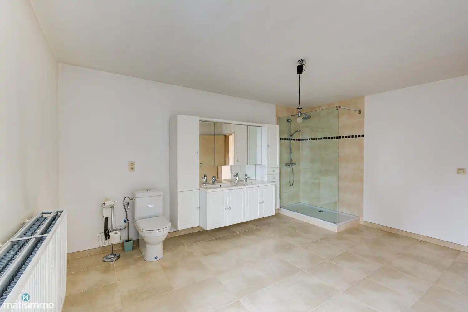 VERDER AF TE WERKEN HOEKWONING MET BINNENKOER EN GARAGE TE MOPERTINGEN foto 24