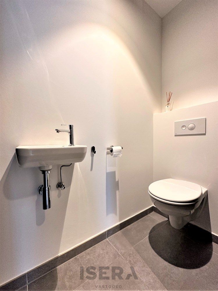 Nieuwbouwappartement met één slaapkamer foto 8
