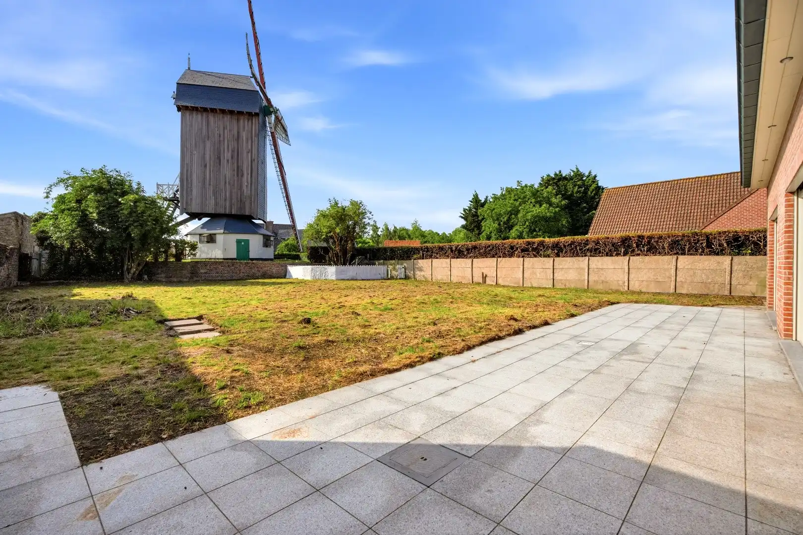 Ruime halfopen woning met 5 slaapkamers te koop in Werken met garage en ruime tuin! foto 24