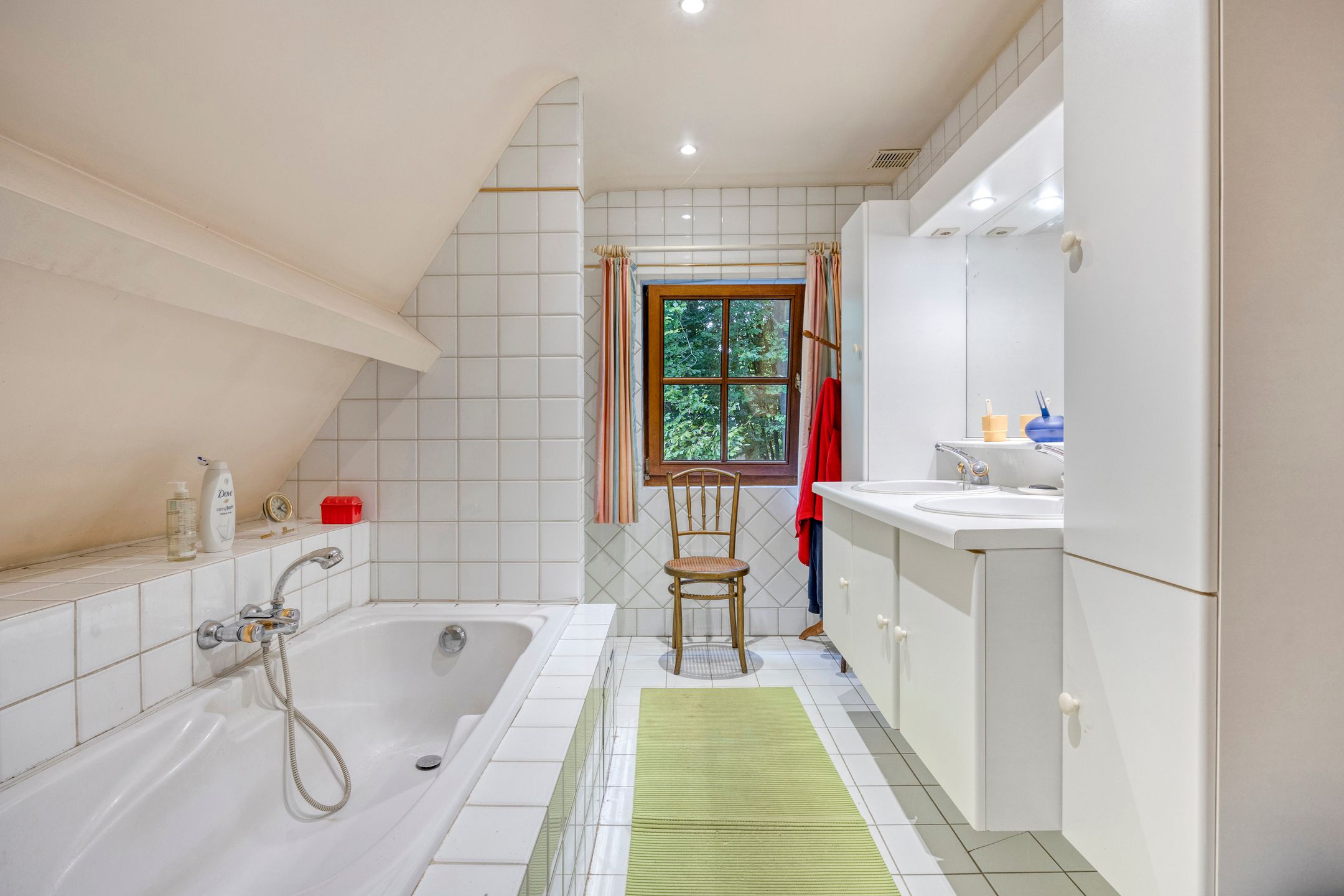 Ruime woning met vier slaapkamers op 28 are te Rotselaar foto 16