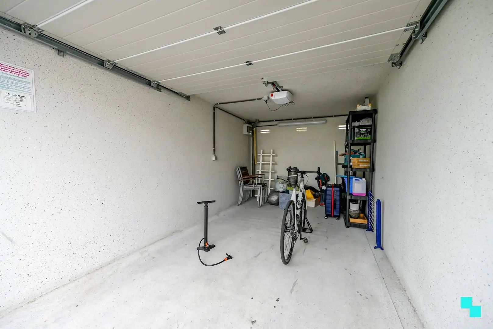 Nieuwbouw tweeslaapkamerappartement met garagebox in centrum Lendelede foto 24