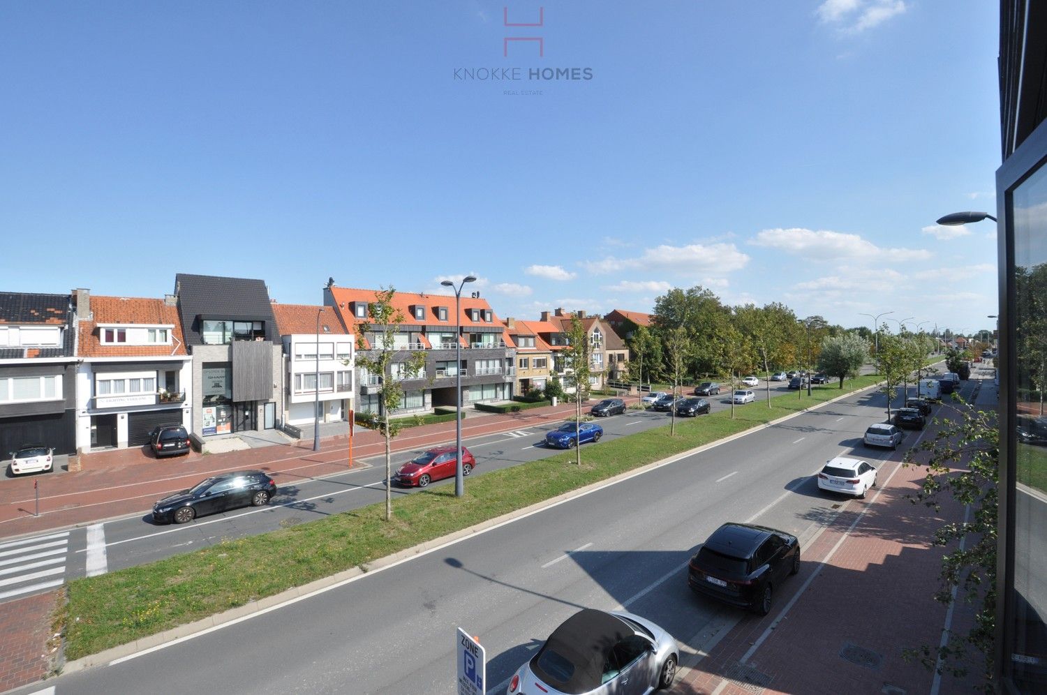 Casco meergezinswoning met garage gelegen aan Duinenwater foto 2