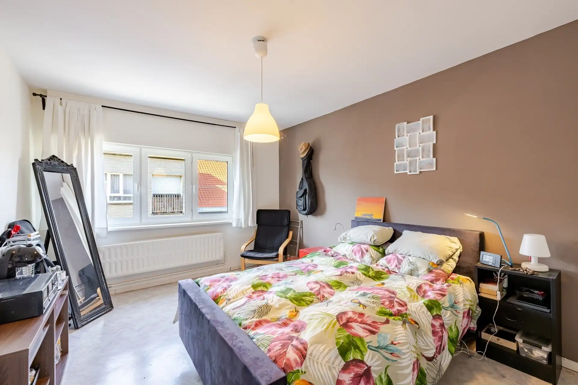Ruime gezinswoning (225 m²) met 6 slaapkamers, garage en zonnige tuin in Oostende  foto 15