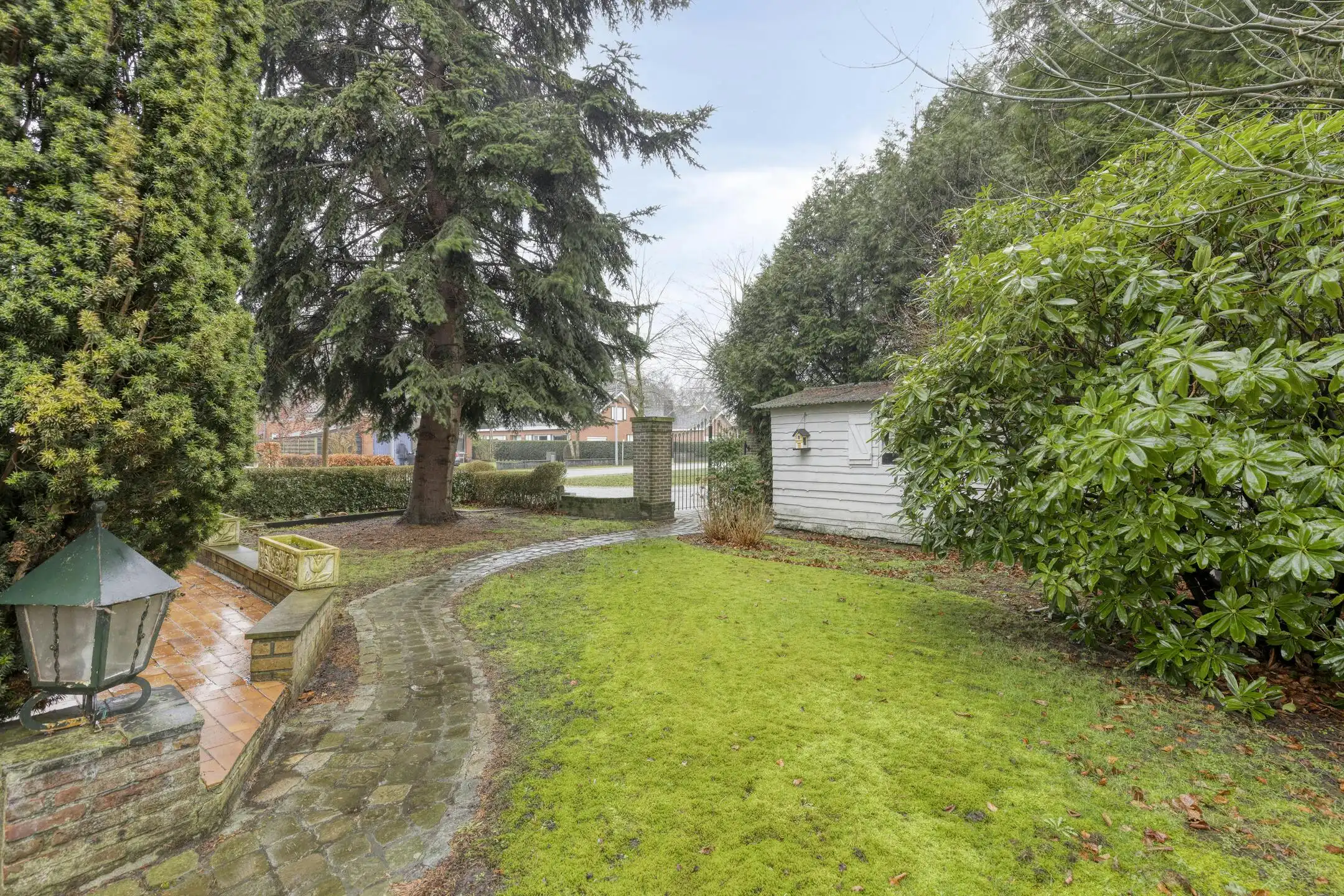 Halfopen bebouwing (4 slpk) te Sint-Andries in doodlopend straat  foto 3