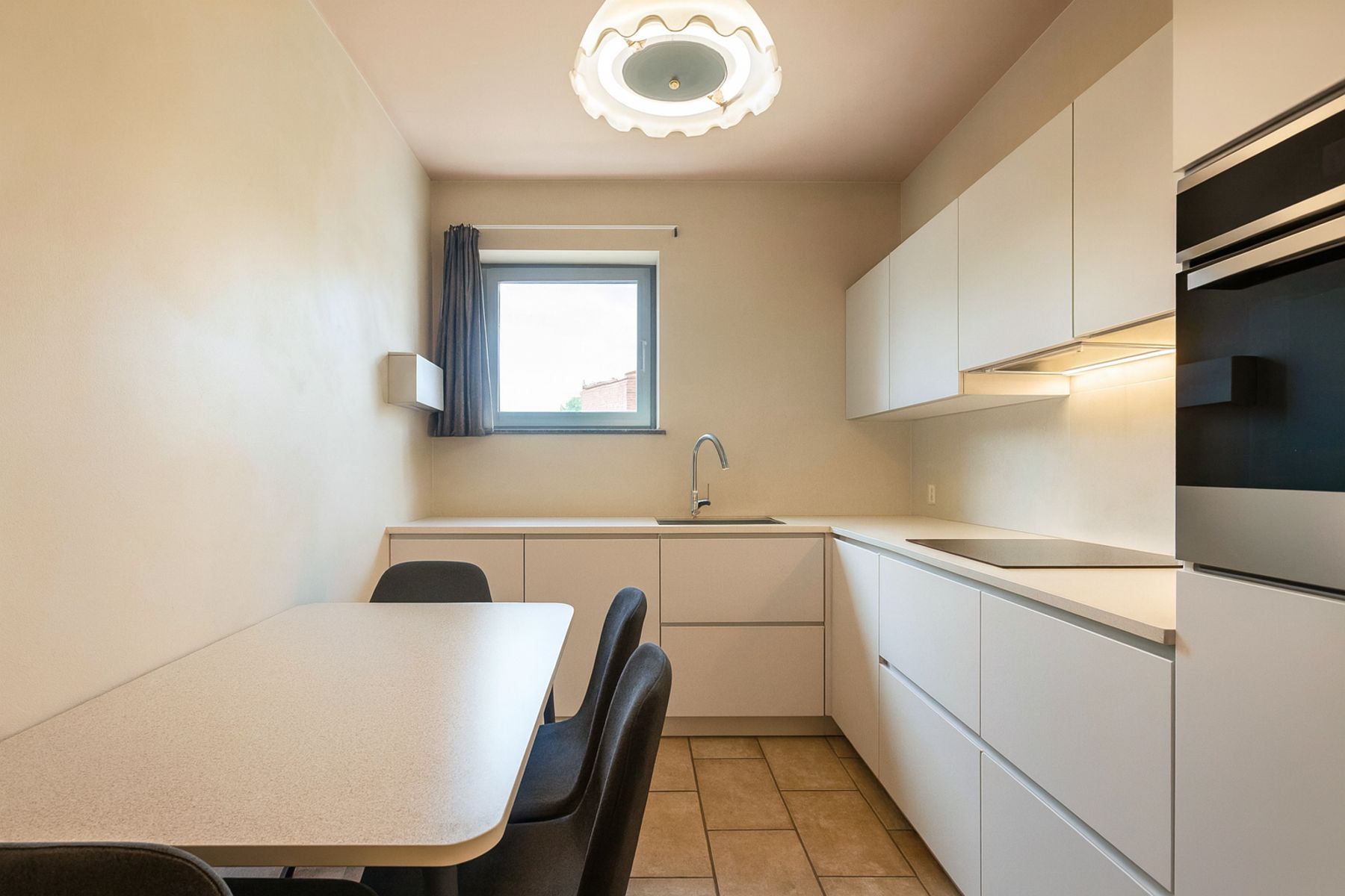 Ruim appartement in het stadscentrum! foto 7