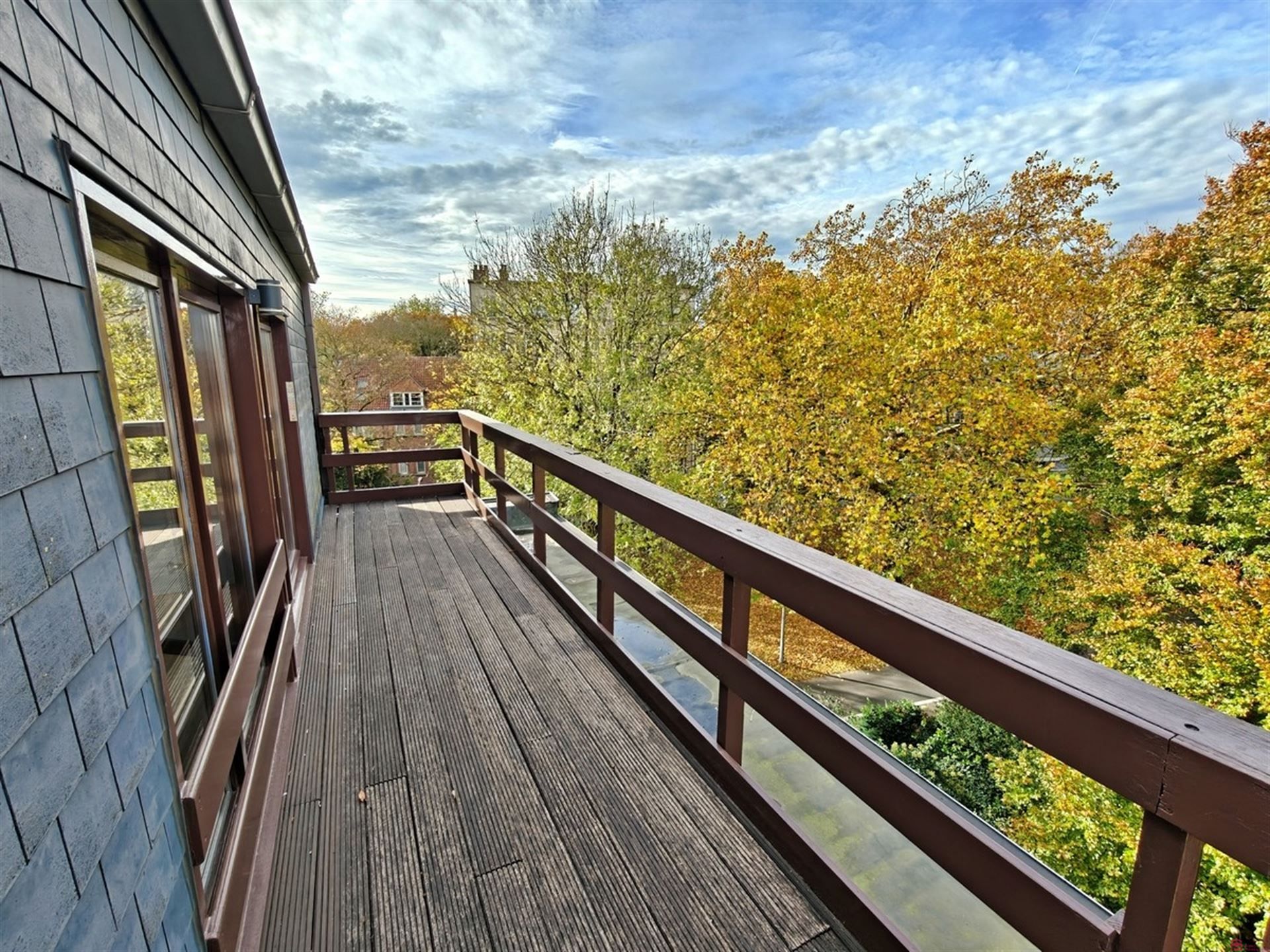 Dakappartement met heel aangenaam terras foto 4