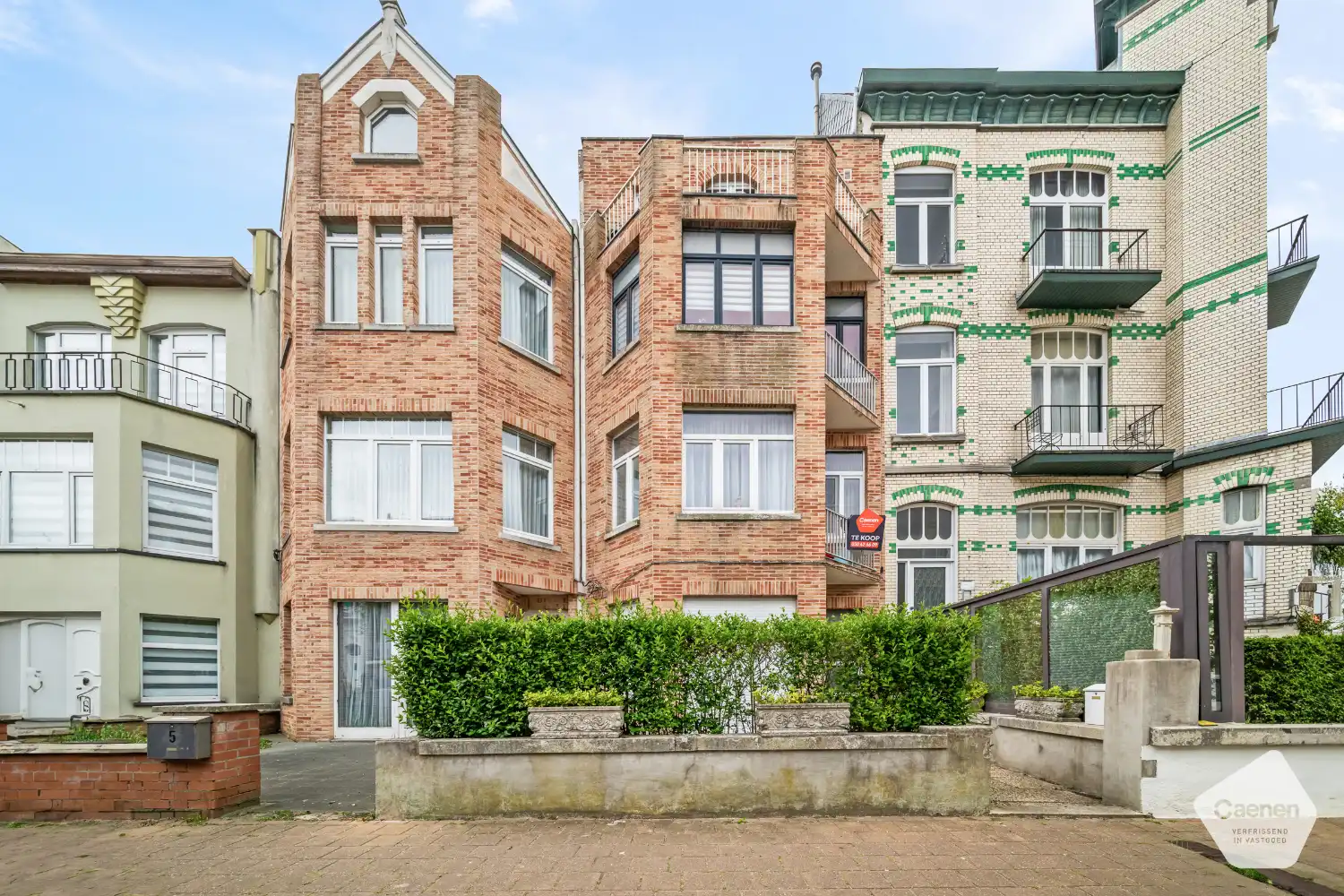 Te renoveren twee slaapkamer appartement op gunstige locatie foto 12