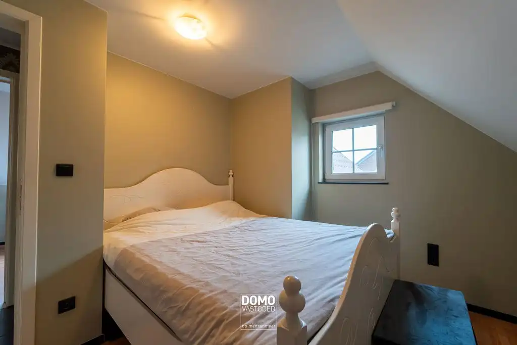 WARME GEZINSWONING VAN 262 M² MET PRACHTIGE TUIN IN HARTJE KORTESSEM  foto 20