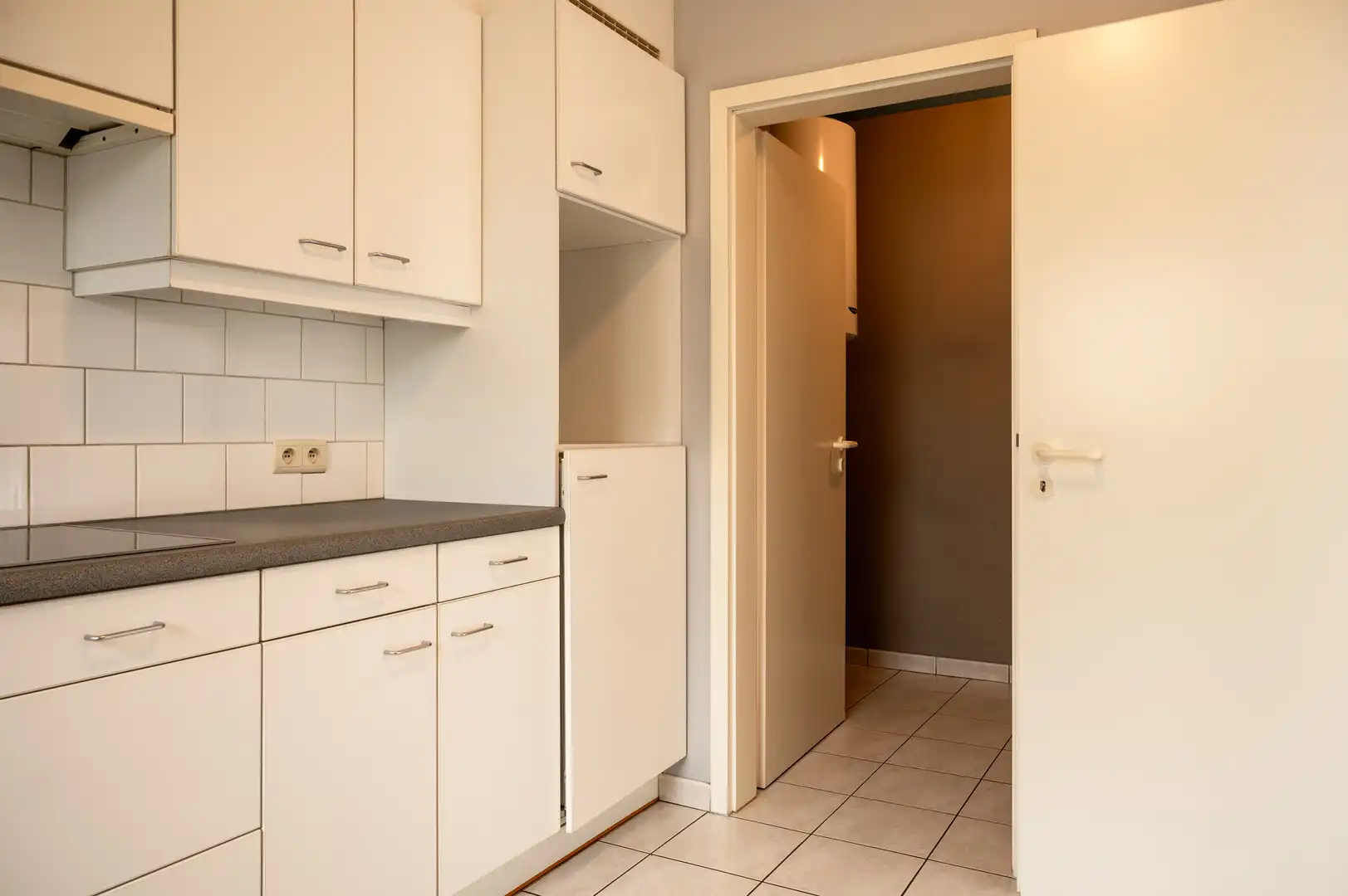 Centraal en rustig gelegen gelijkvloers appartement foto 9