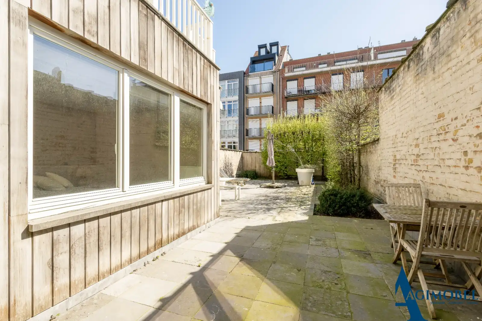 Beleef een vakantie aan zee met landelijke charme  in dit ruim appartement met terras/koer en 3 grote slaapkamers, 200m van het strand. foto 20