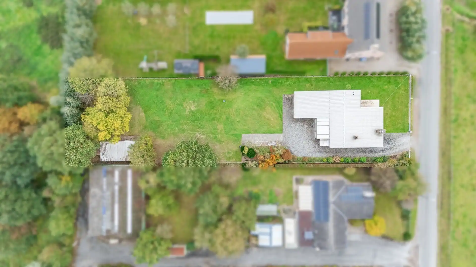 Uitstekend gelegen bungalow op uitzonderlijk perceel foto 31