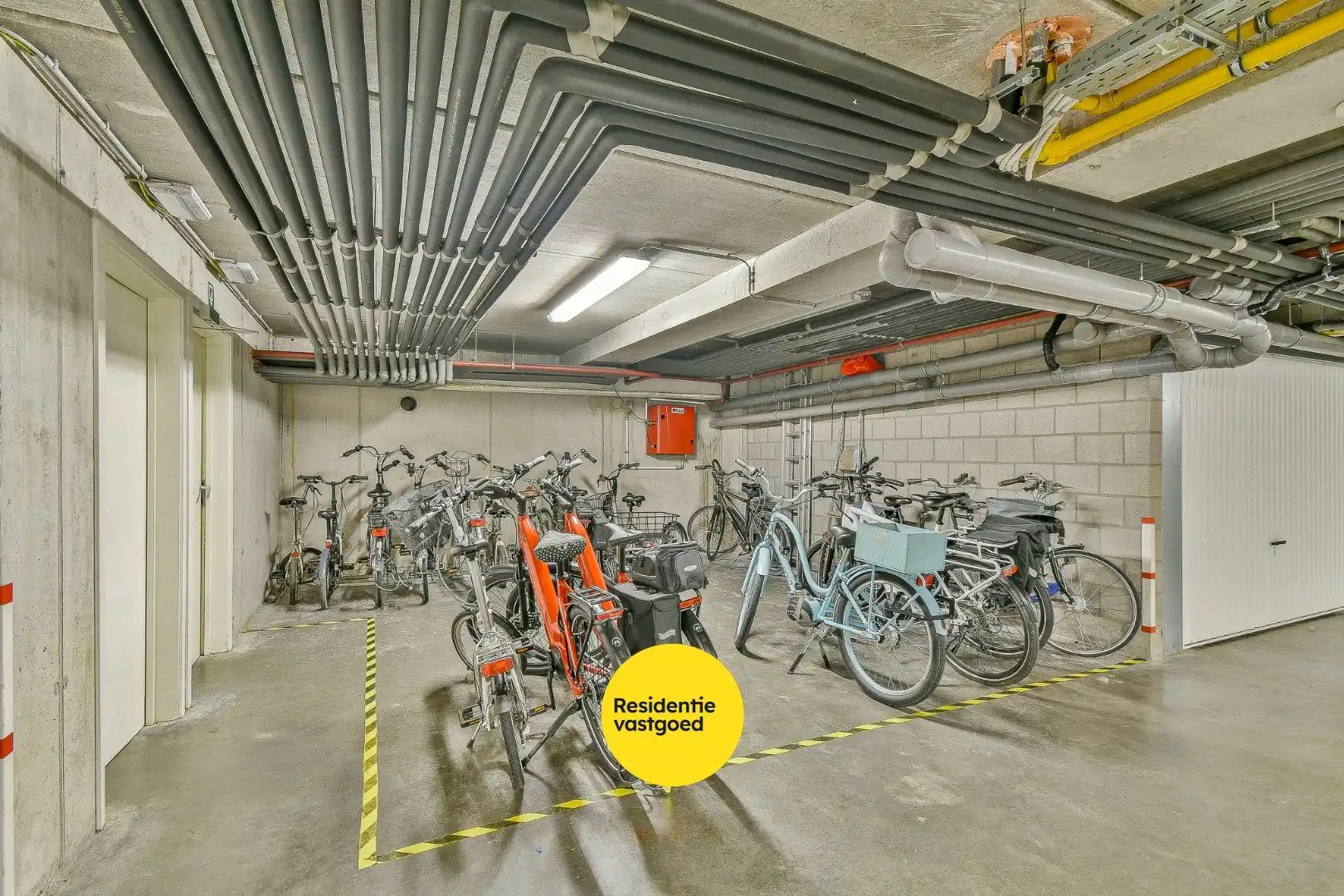 Instapklaar gelijkvloers appartement met zonnig terras  foto 20