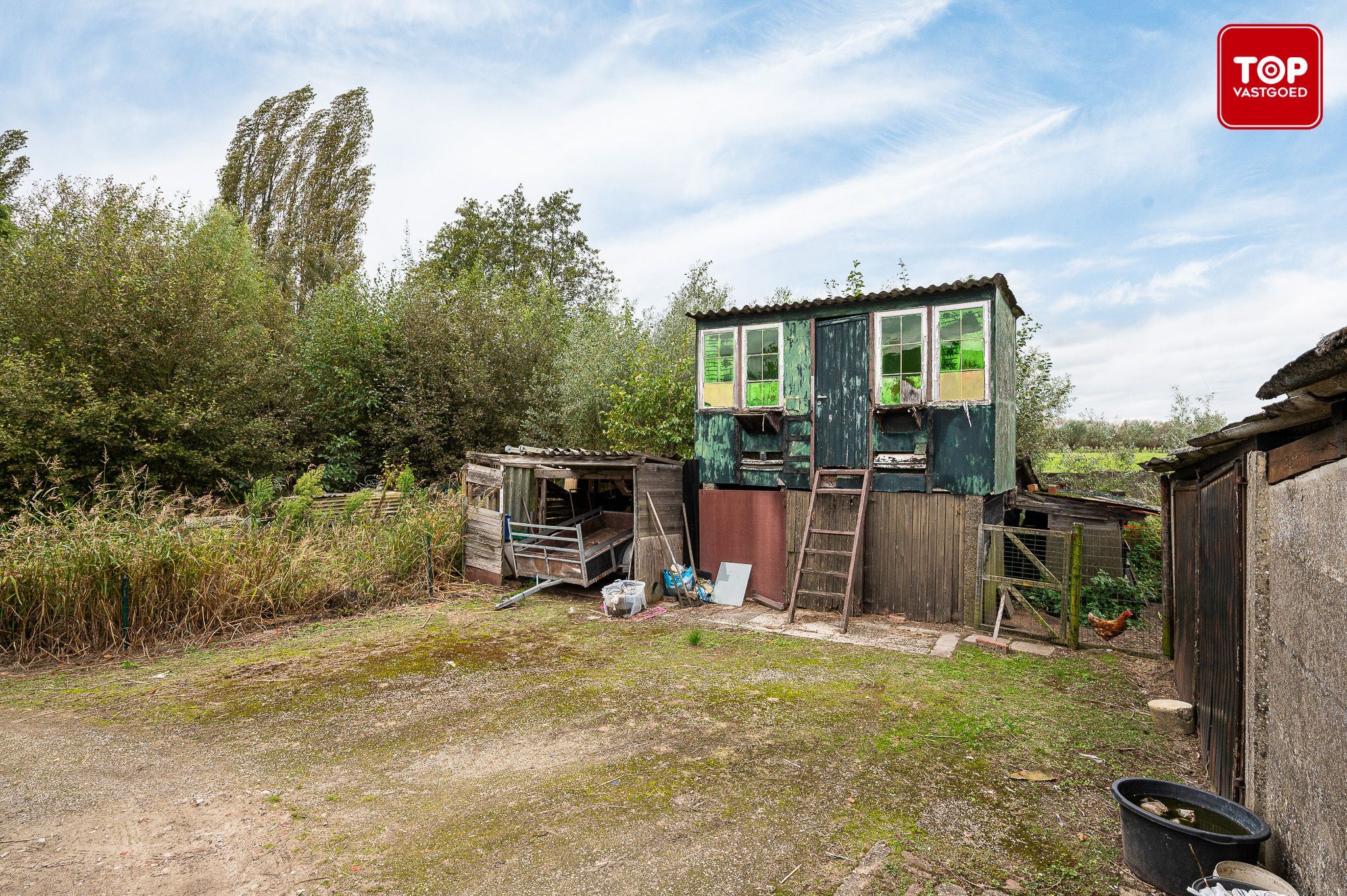 Te renoveren woning met 4 slaapkamers op perceel grond van 1605m² foto 18