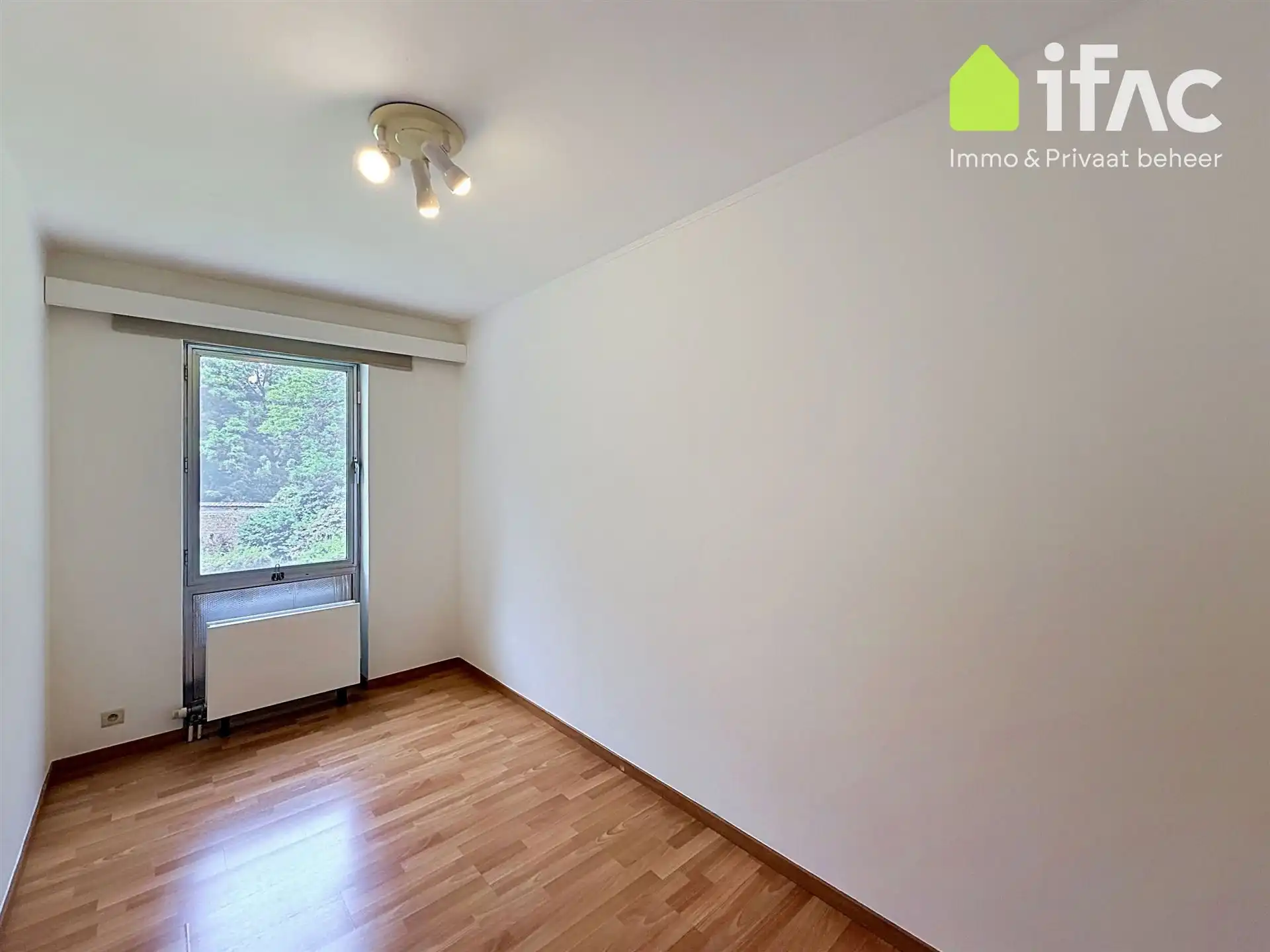 Rustig gelegen appartement met terras foto 9