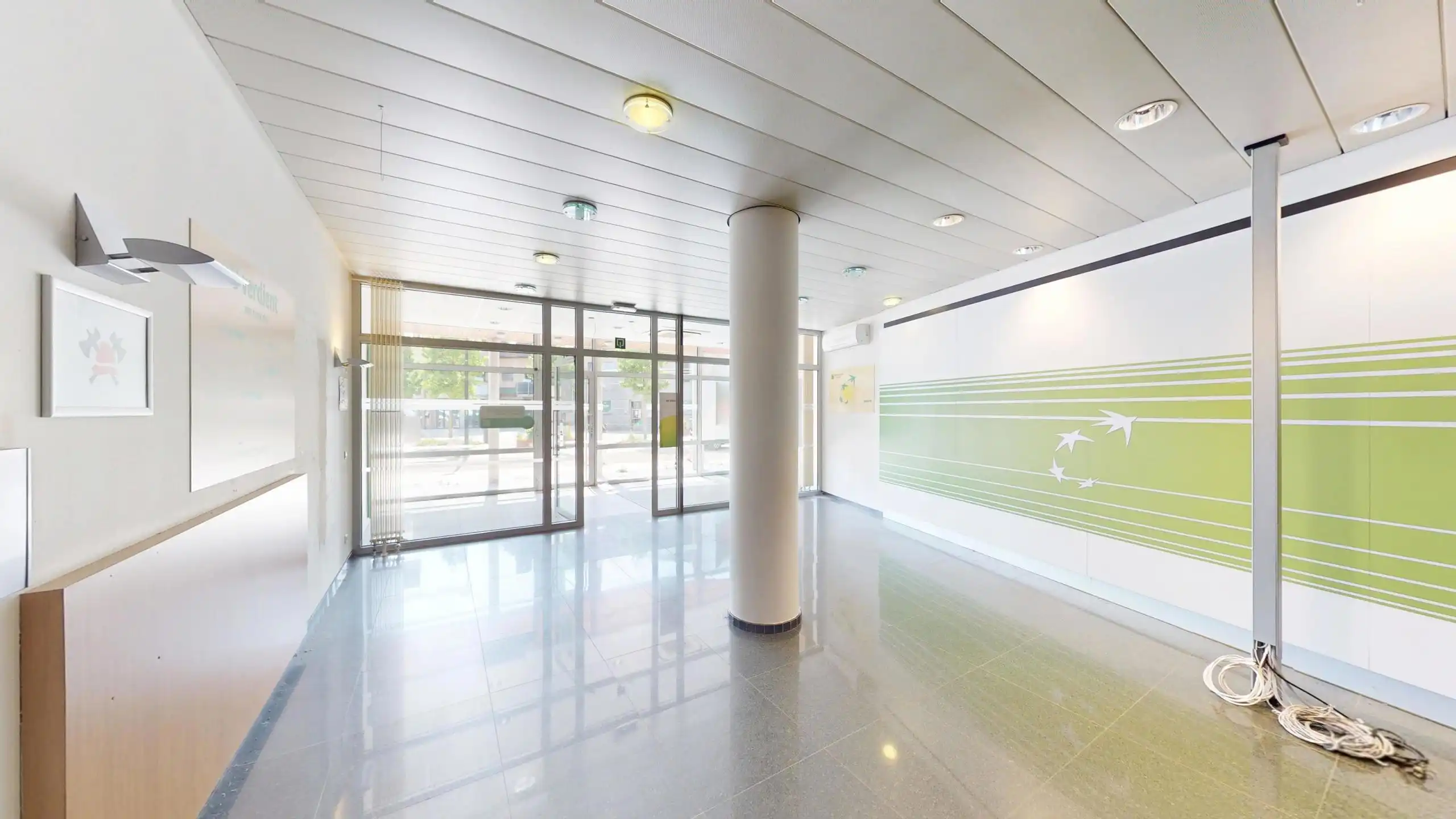 Zeer ruim kantoor op commerciële locatie in centrum Beringen foto 7