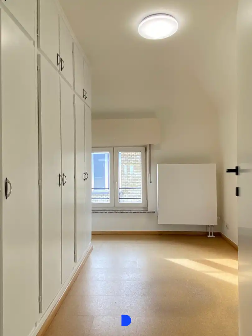 Mooi gerenoveerde woning in Brugge Sint-Pieters! foto 24