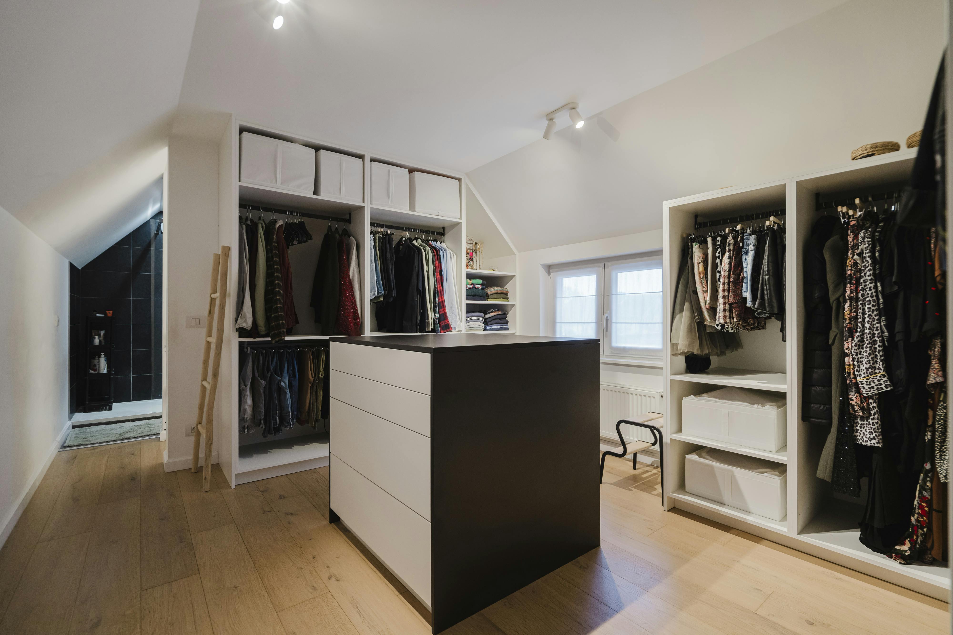 Instapklaar huis met aparte doorgang te koop in Waregem  foto 14