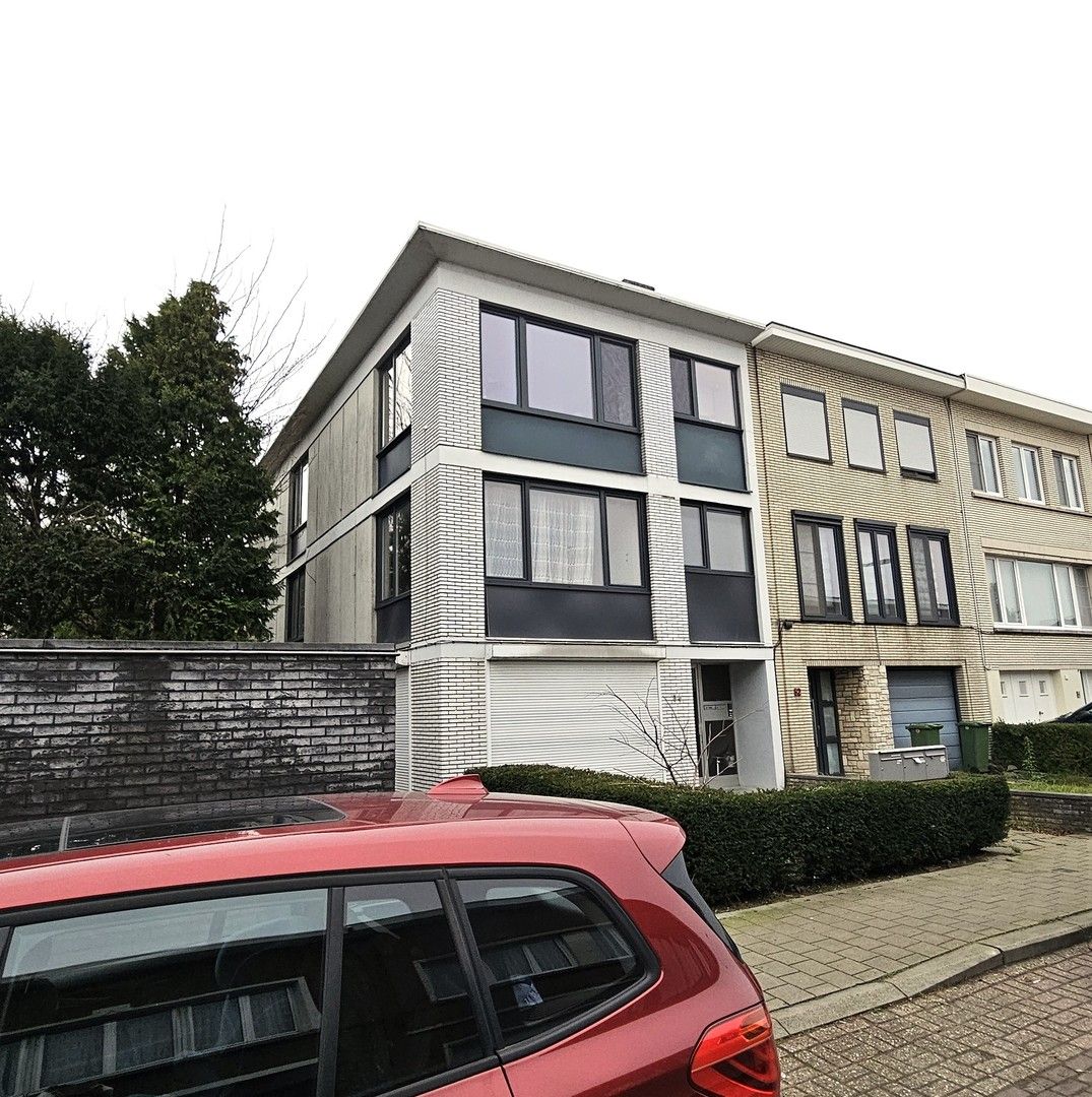 Appartement in een rustige straat foto 9