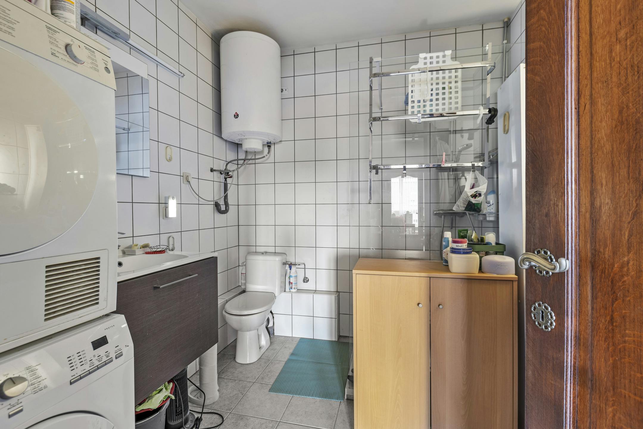 Ruim appartement aan de dorpskern van Kortessem foto 7