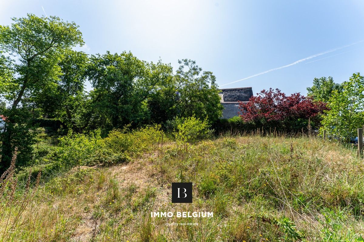 2 percelen bouwgrond in de Concessiewijk foto {{pictureIndex}}