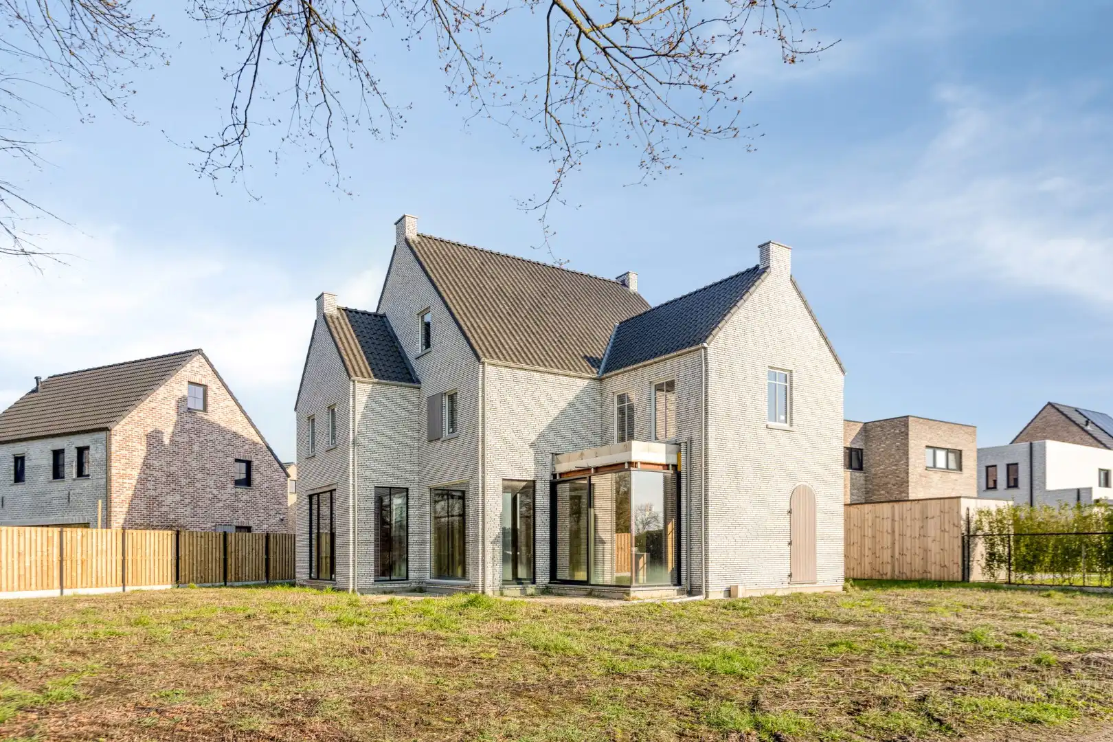 Prachtige casco-woning met 4 slaapkamers in Mol-Sluis ! foto 23