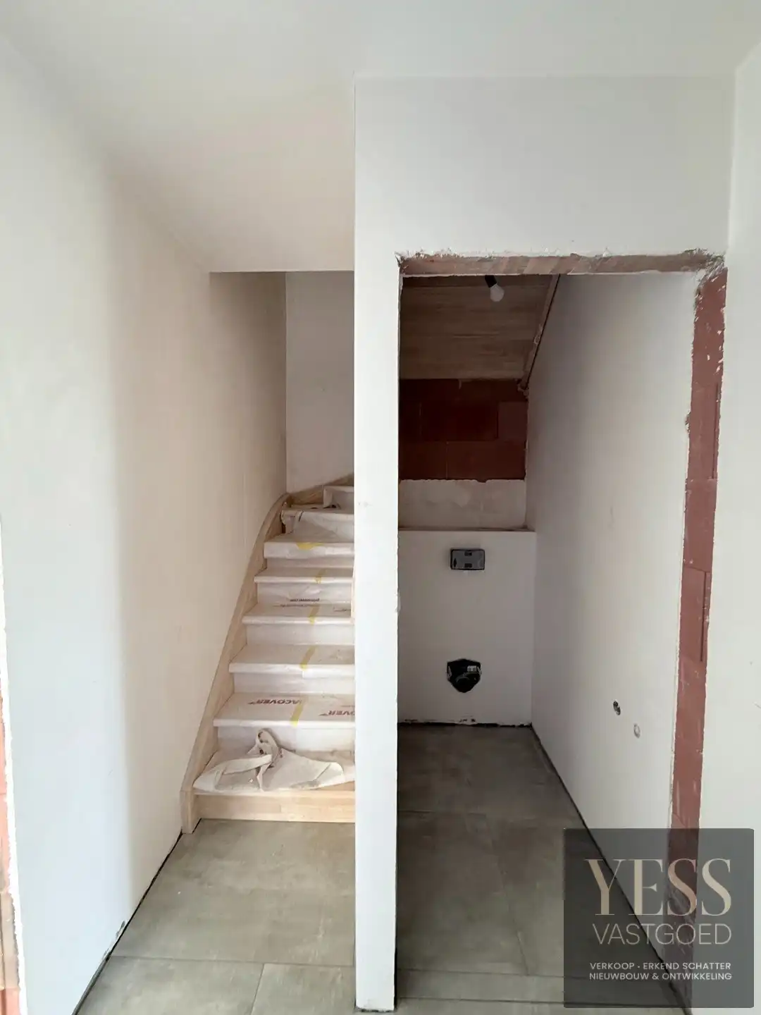 Ruime duplex appartement met 3 slaapkamers en 2 parkings foto 5