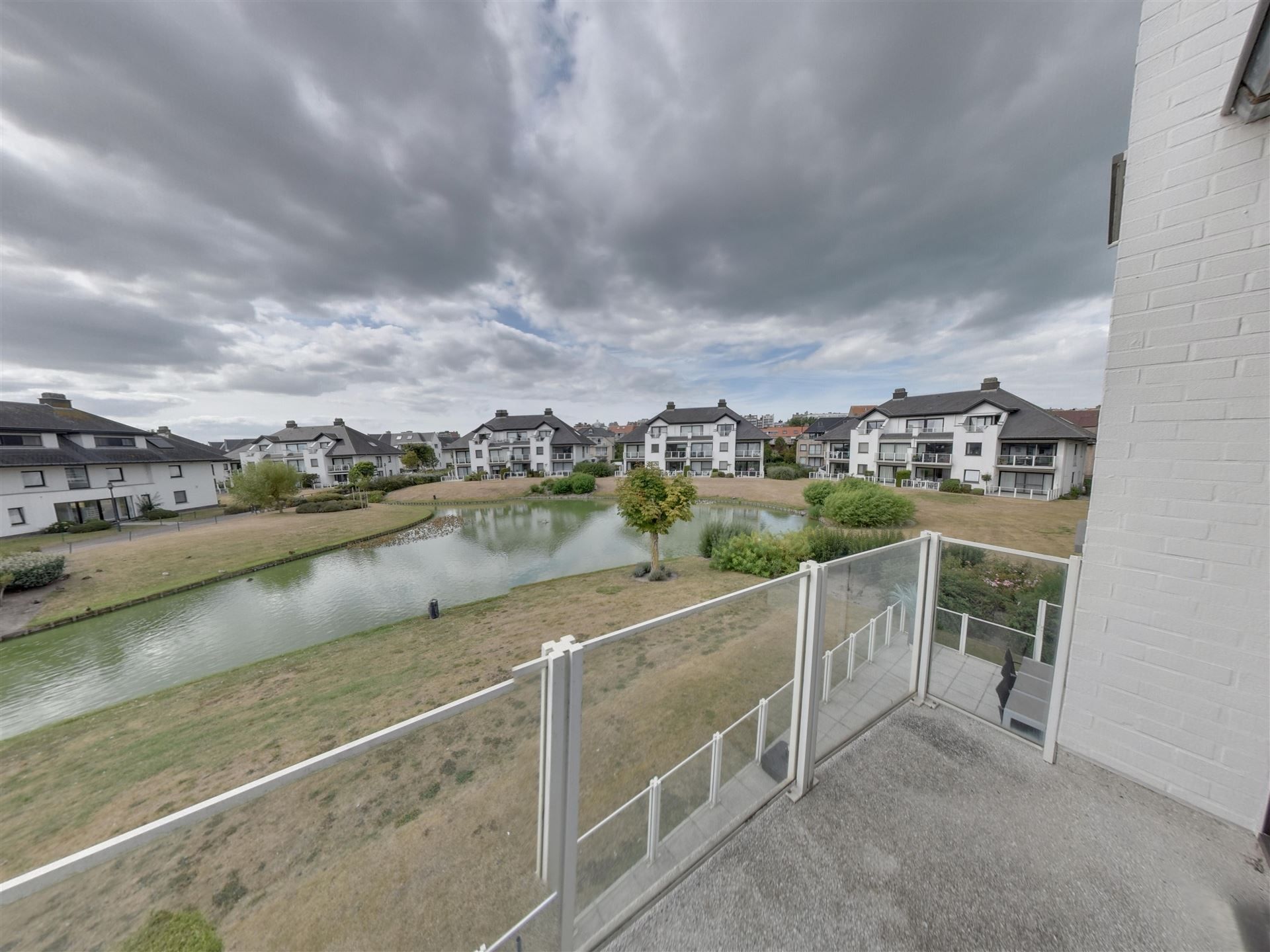 Appartement 1 slaapkamer foto {{pictureIndex}}