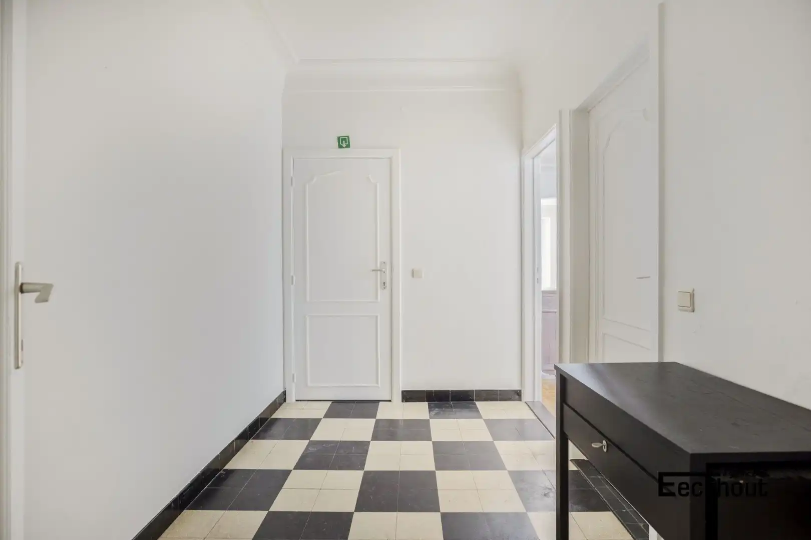 Zeer ruim & lichtrijk appartement in het centrum van Oostende! foto 8