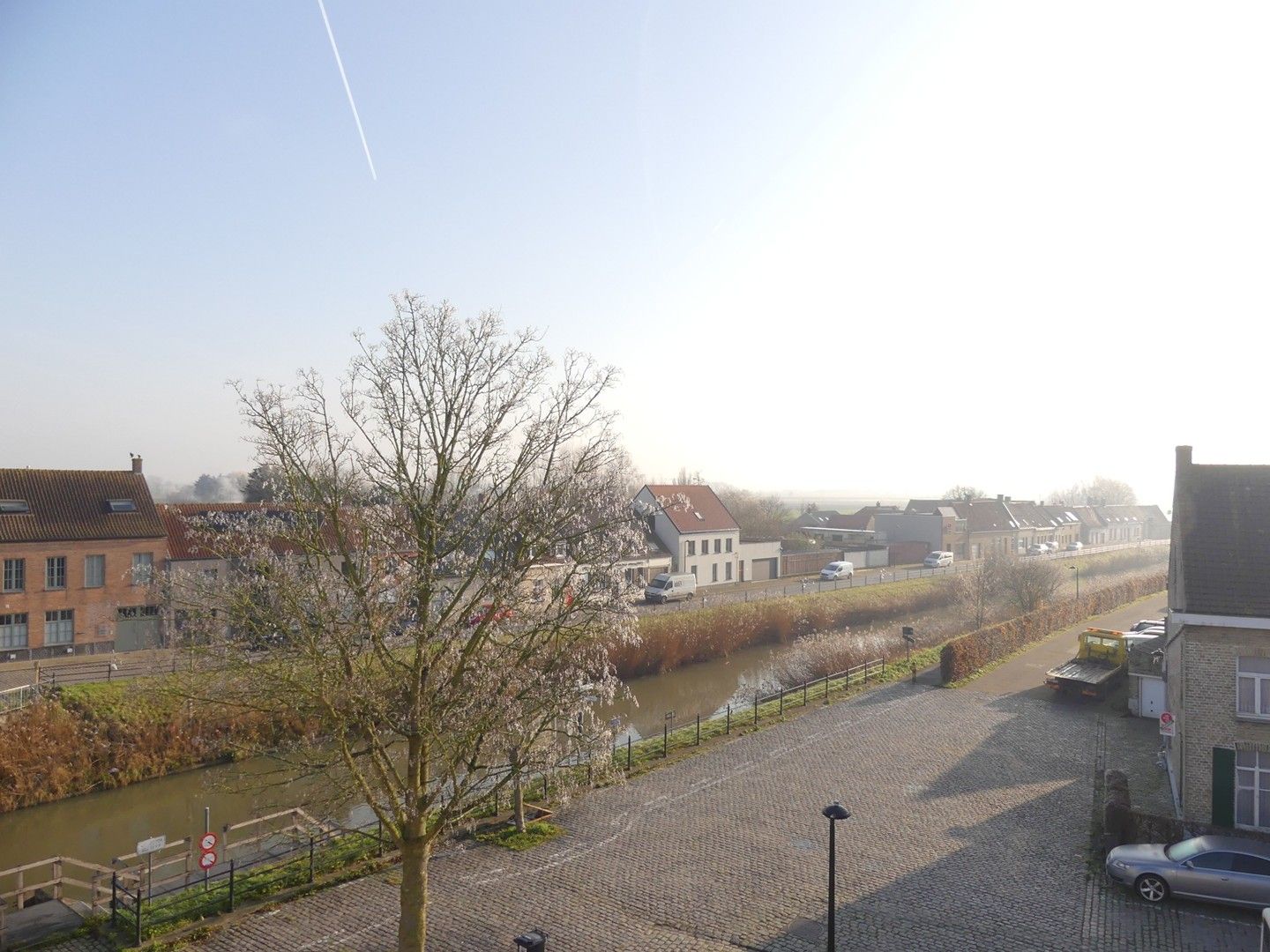 Lichtrijk dakappartement met 2 slaapkamers foto 13