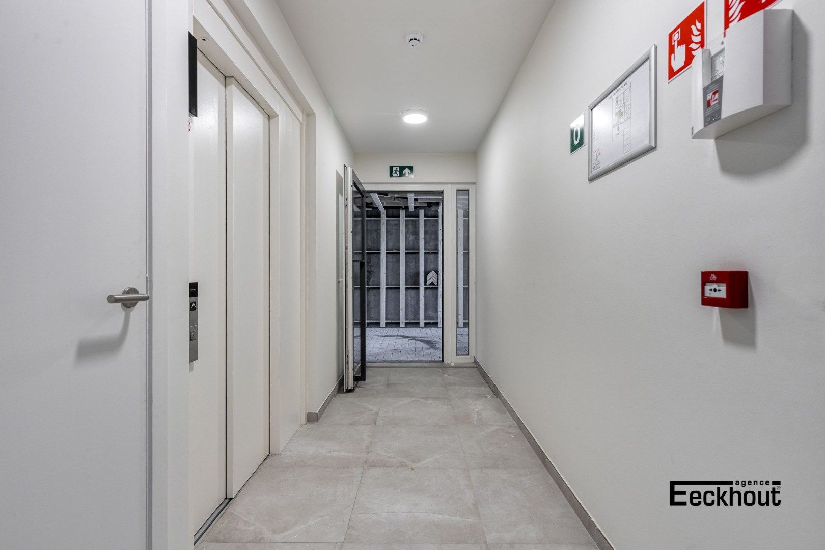 Luxe penthouse met prachtig zicht over de Spuikom foto 22