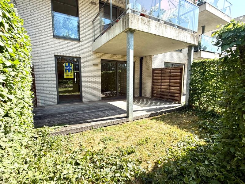 Centraal gelegen, gelijkvloers appartement met 2 slaapkamers en ruim terras met zicht op de Leie foto 22