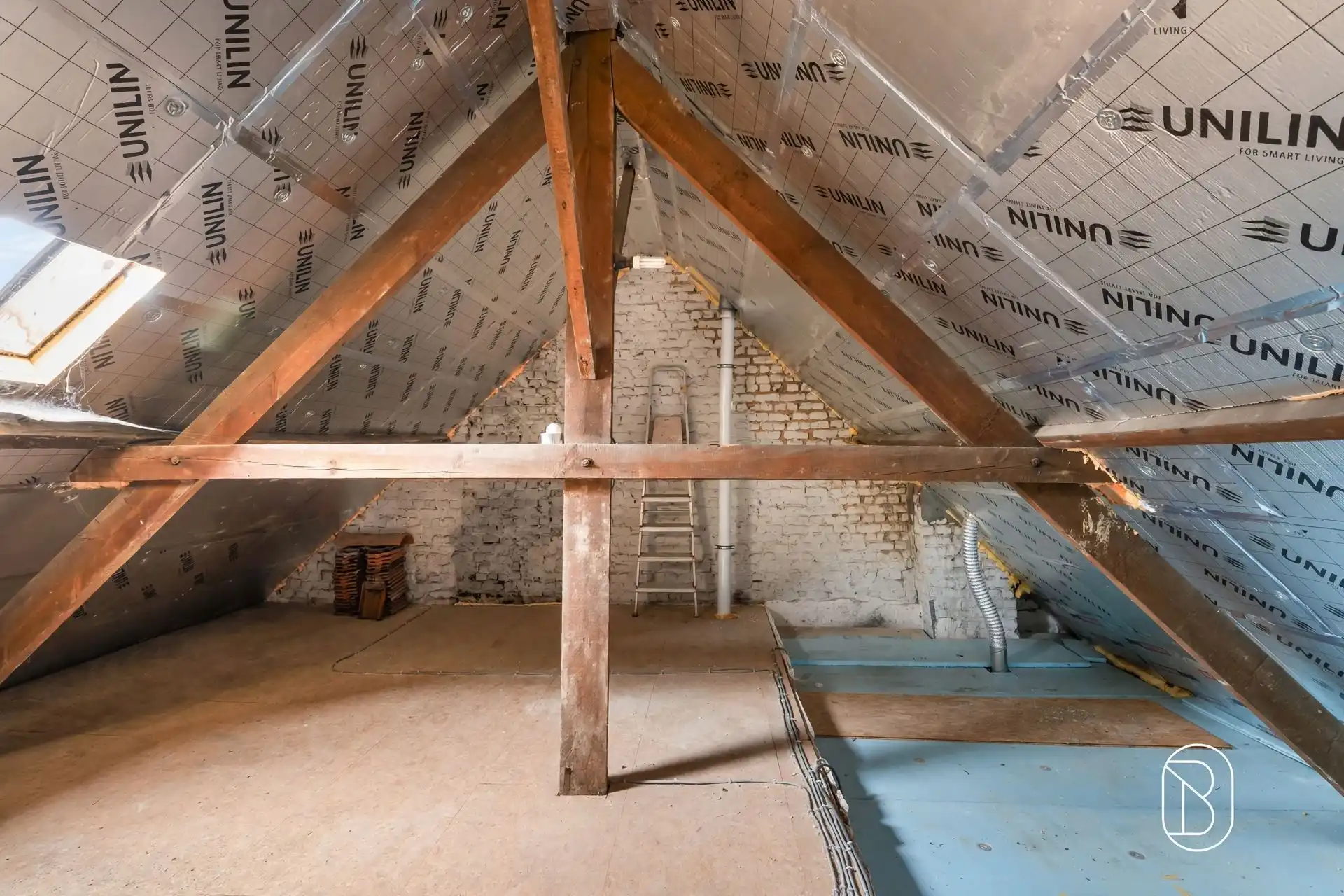 Leuk appartementje met extra potentieel! foto 11