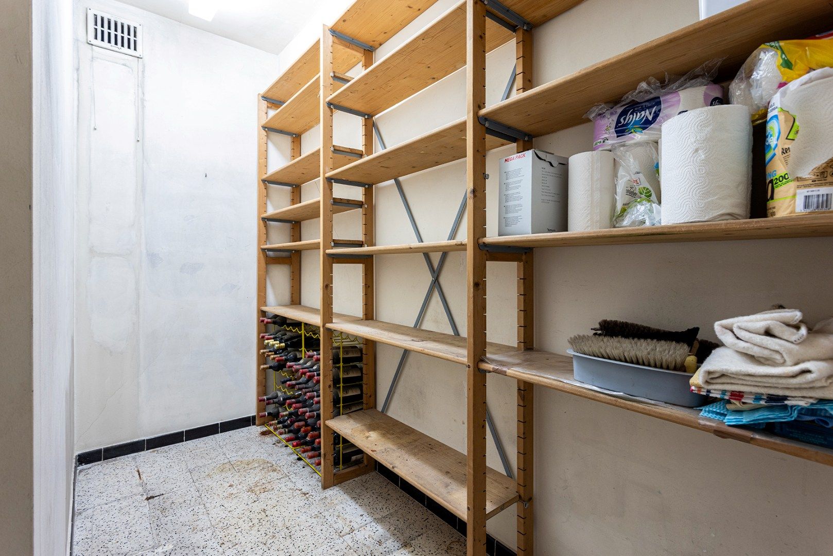 Gelijkvloers appartement (142m²) met 2 slpk & mogelijkheid tot aankoop garage of staanplaats! foto 11