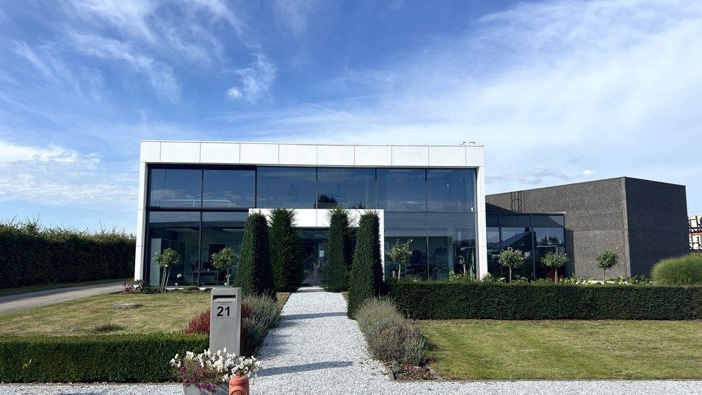 Industrieel terrein te koop D'Helst 21 - - 9280 Lebbeke
