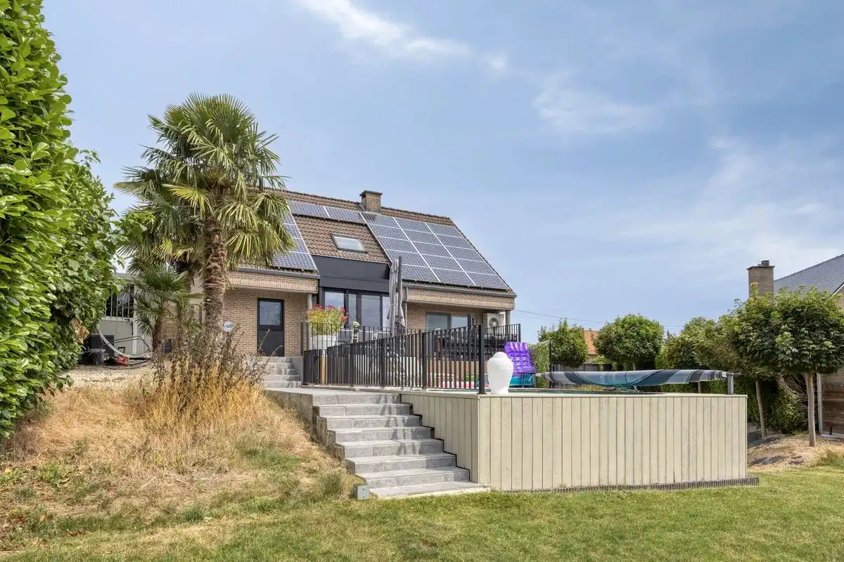 RUIME WONING OP GUNSTIGE LOCATIE EN GELEGEN OP EEN PERCEEL VAN 17A44CA foto 35