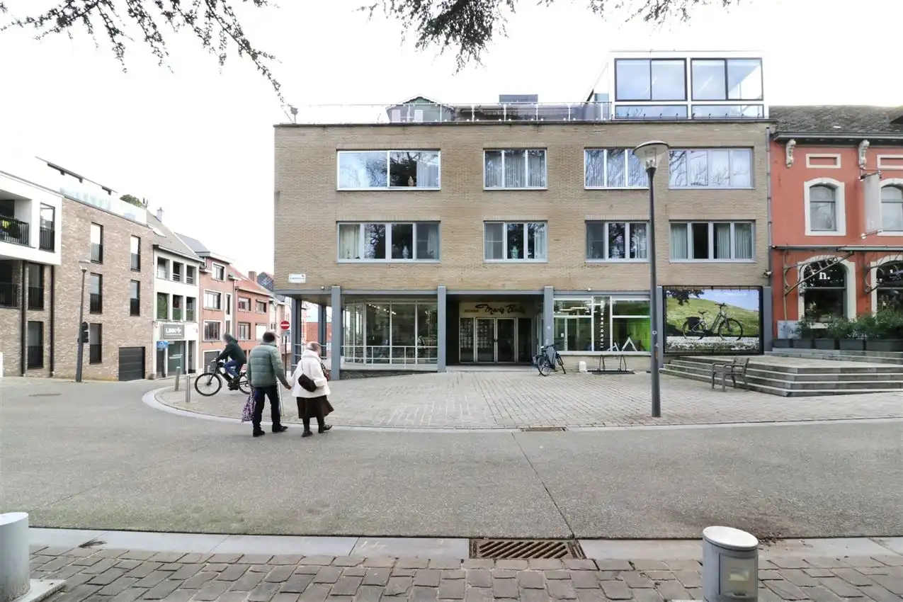 Prachtig en centraal gelegen studio in verzorgde residentie, met autostaanplaats foto 23