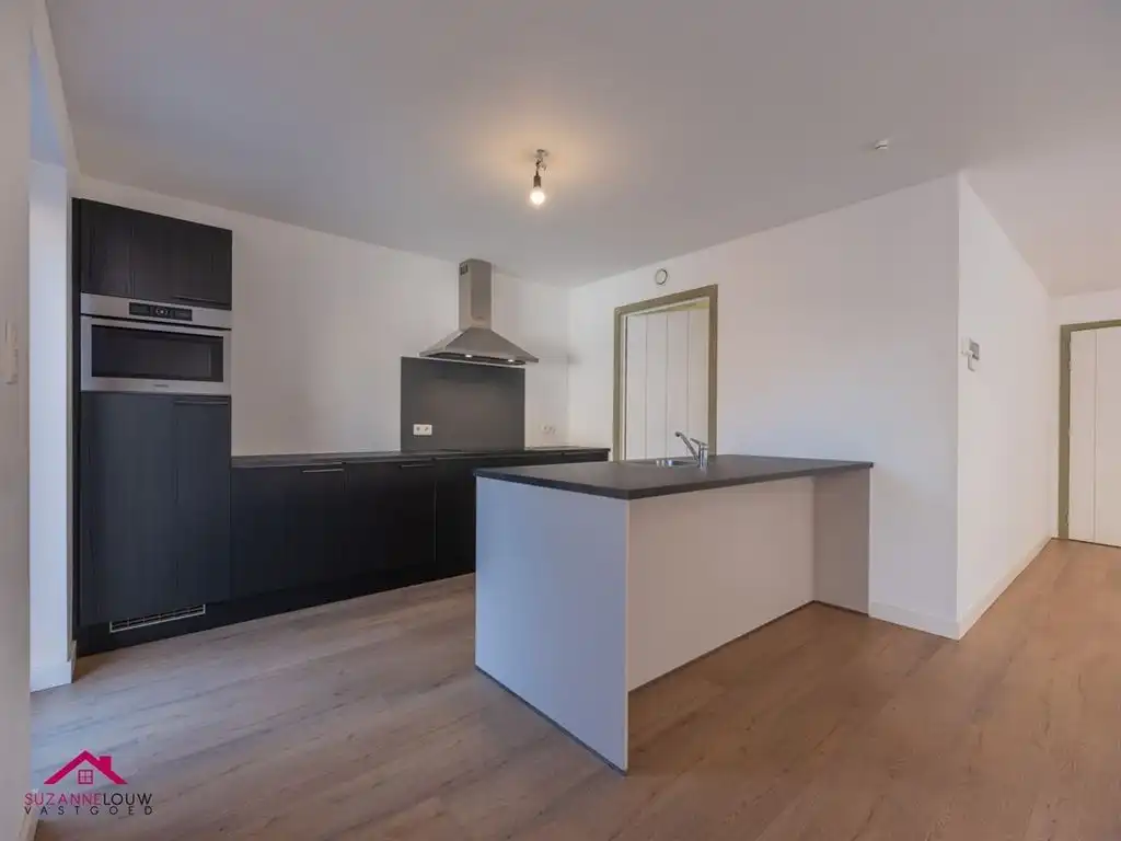 Gelijkvloers appartement met ruim terras foto 22