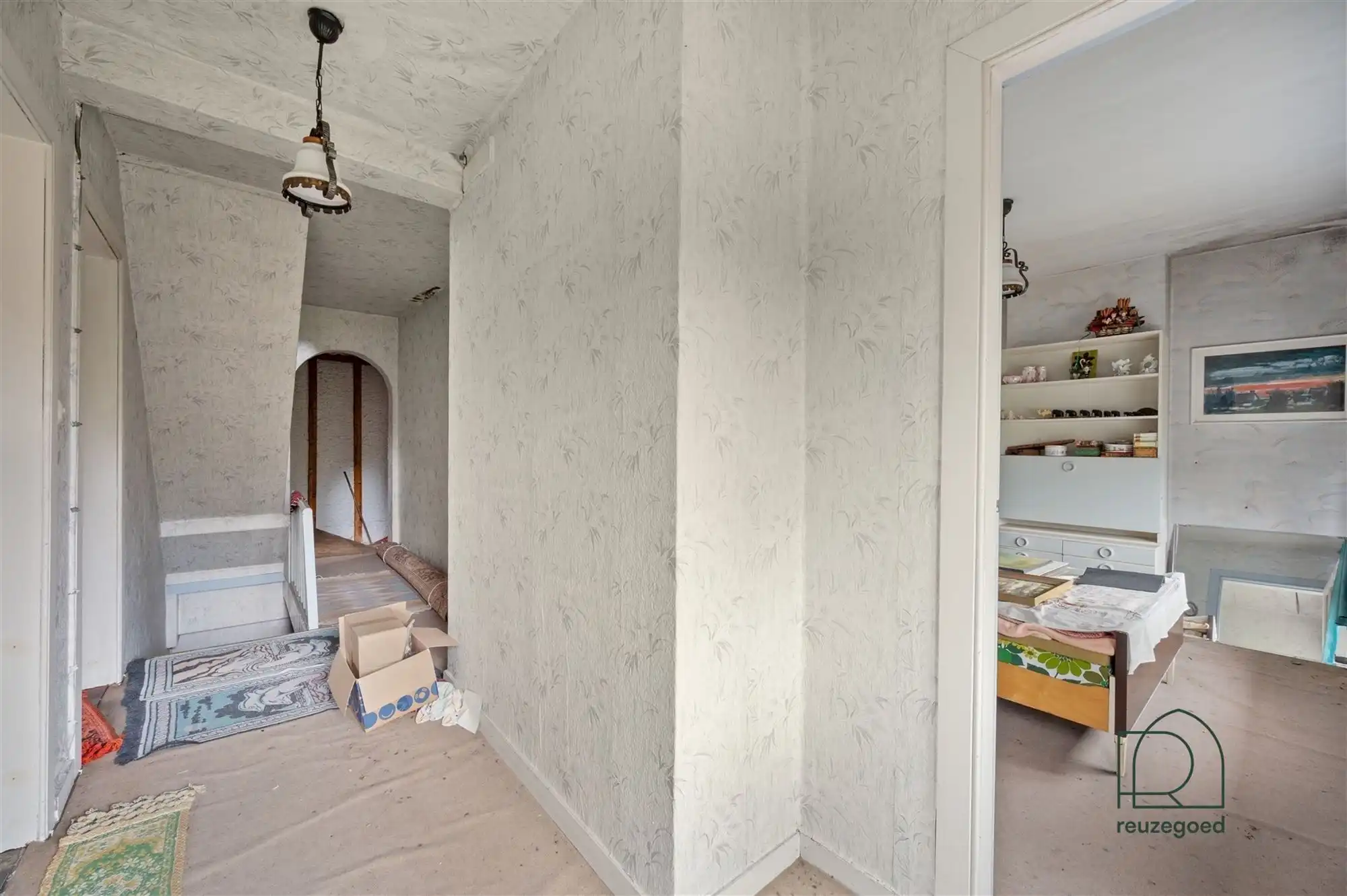 Te renoveren huis (tweewoonst)  met mogelijkheid tot 2 bouwgronden foto 16