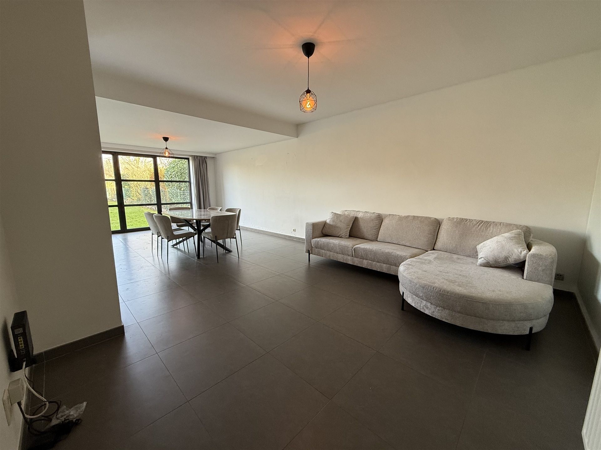 Gelijkvloers appartement met ruime tuin  foto 2