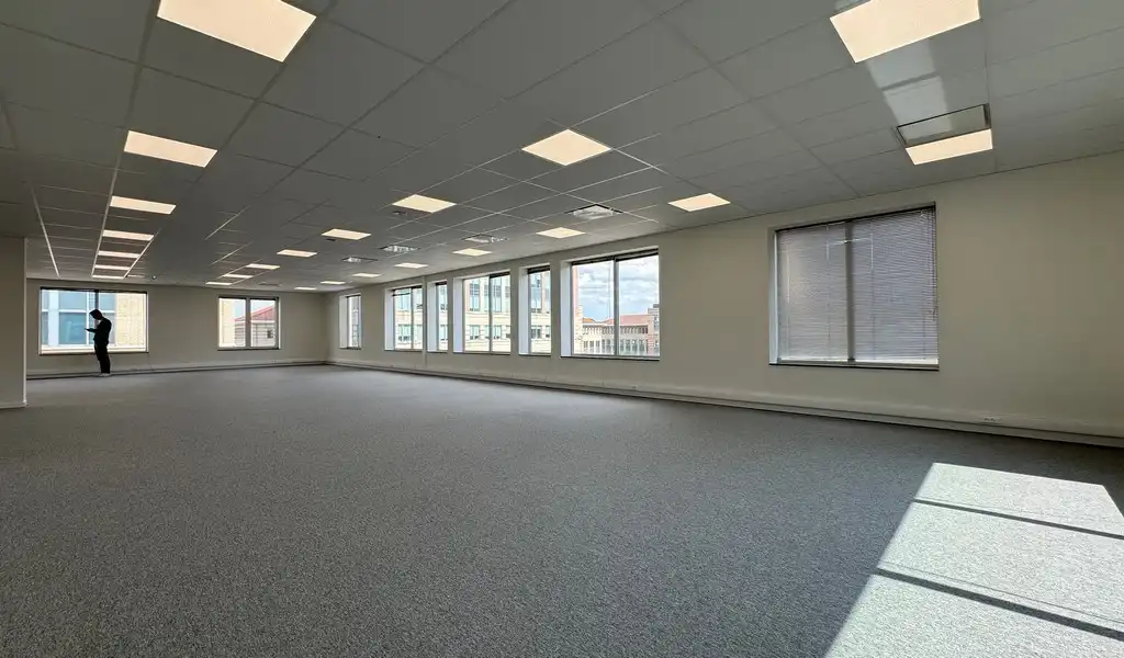 Kantoorruimte te huur vlakbij afrit E19 in Mechelen foto 12