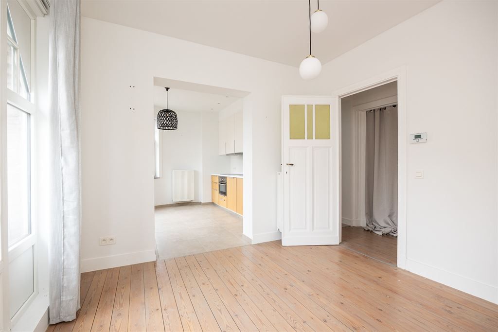 Charmant éénslaapkamer appartement met tuin foto 2