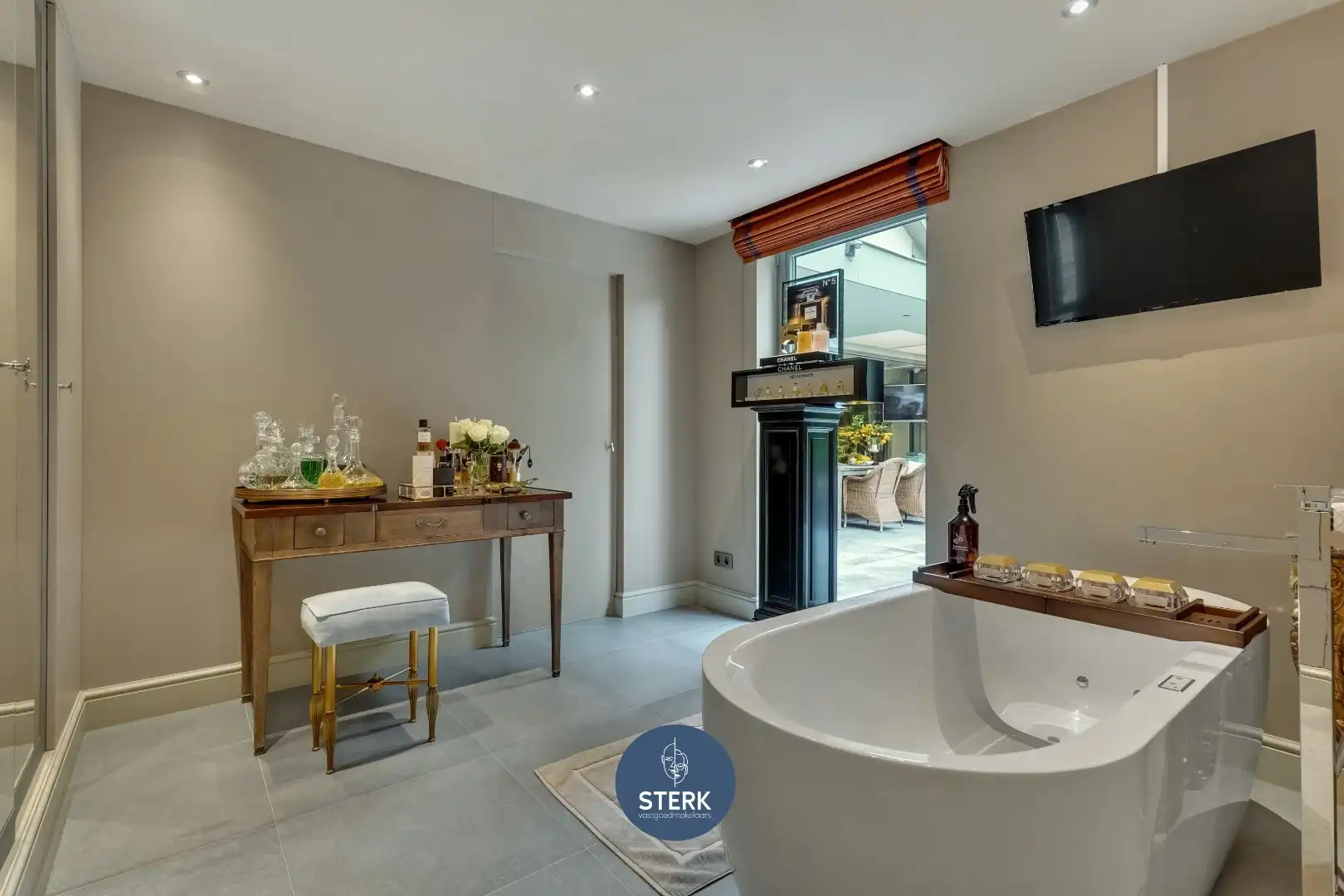 STIJLVOL WONEN IN ALLE RUST OP EEN UNIEKE LOCATIE IN VILLAWIJK "GOUDKUST" !  foto 20