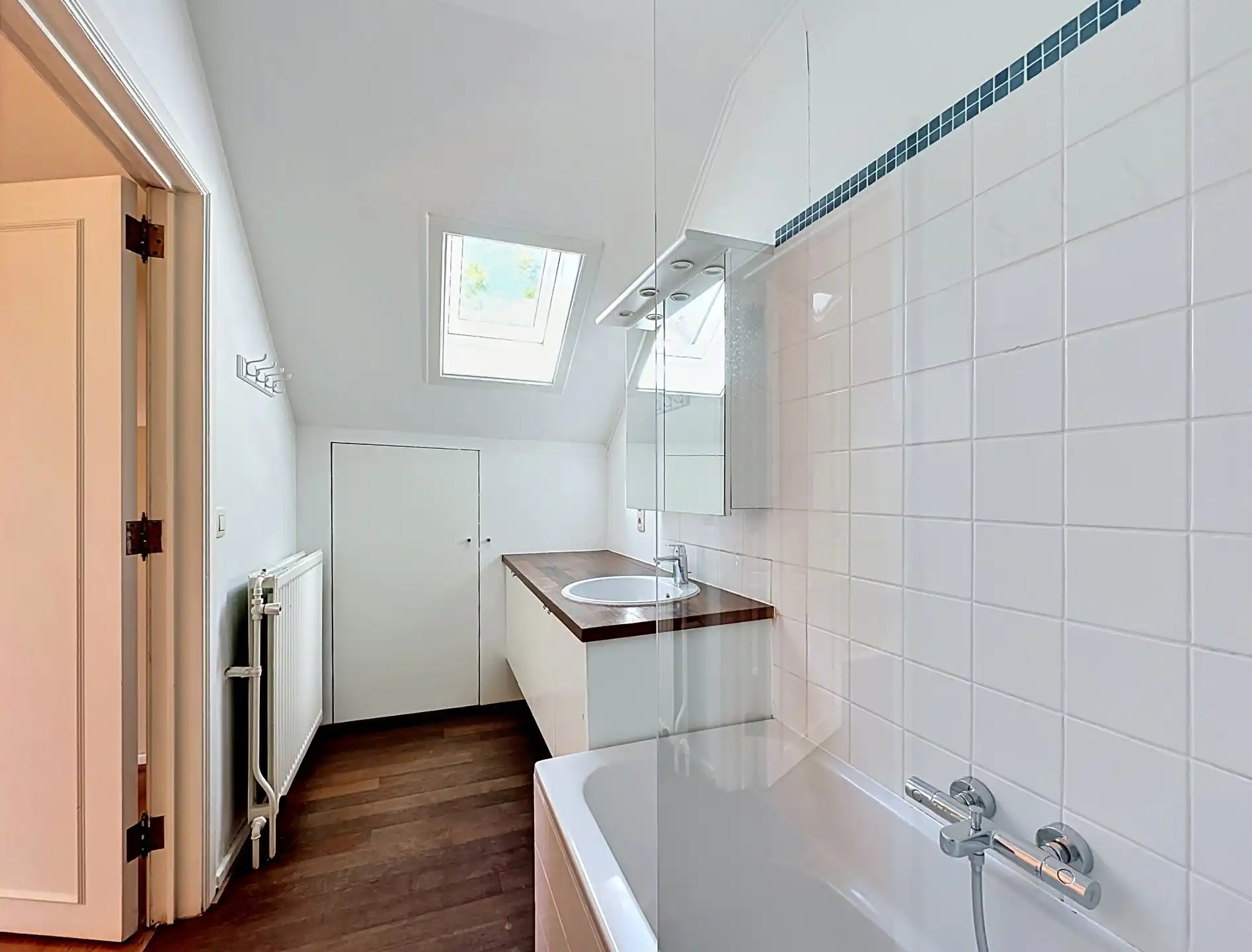 VILLA MET CHARME - DISCREET GELEGEN MET PRIVATIEVE WEG foto 13